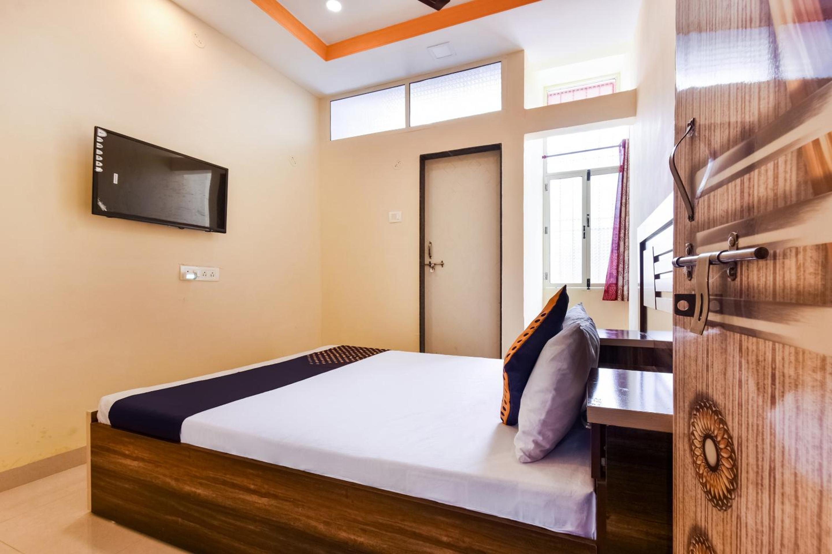 Classic Triple Room