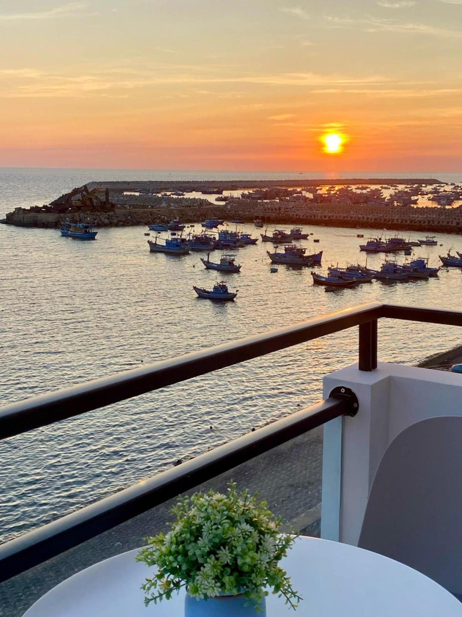 Double Room with Sea View photo 2
