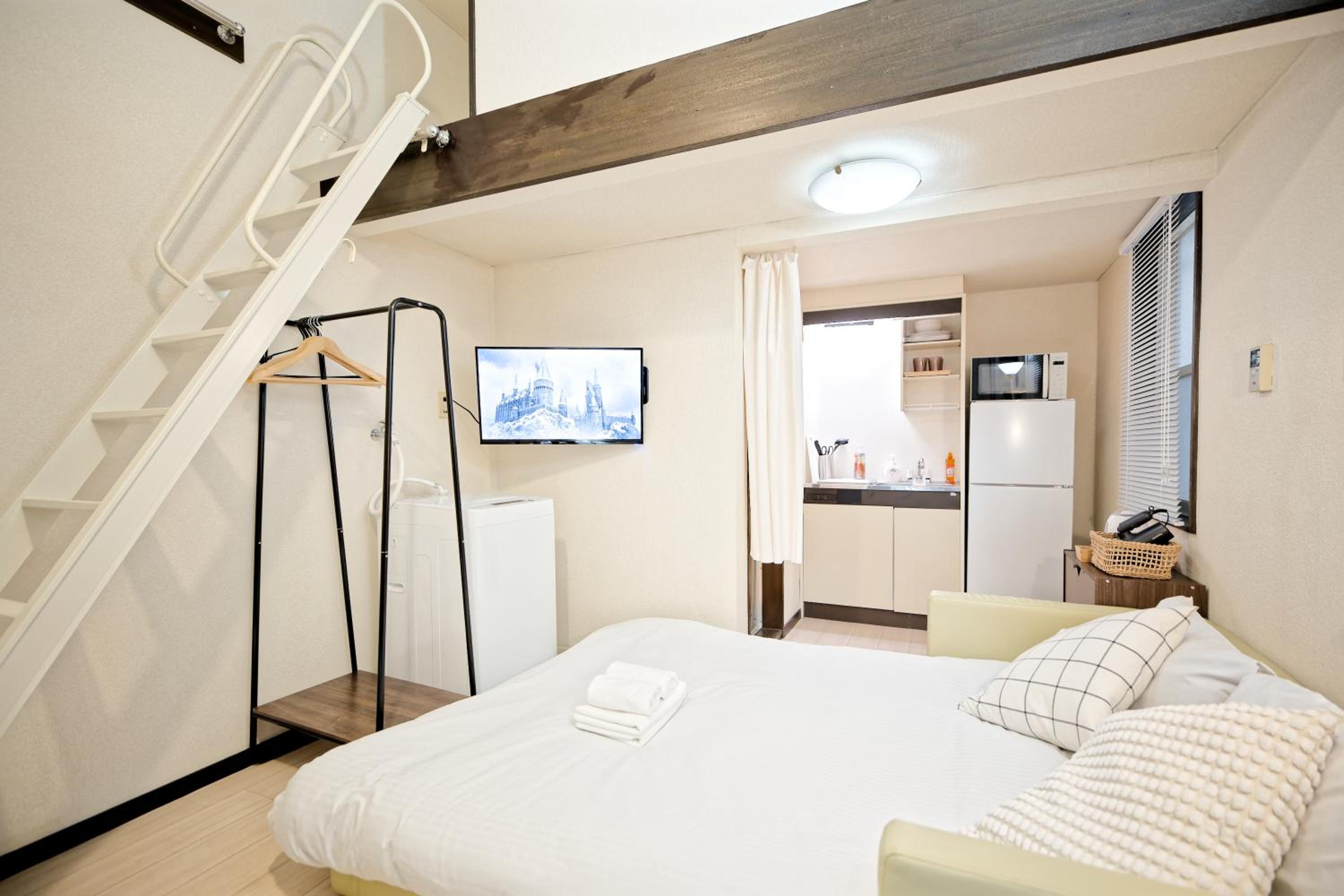 Quadruple Room with Bathroom photo 3