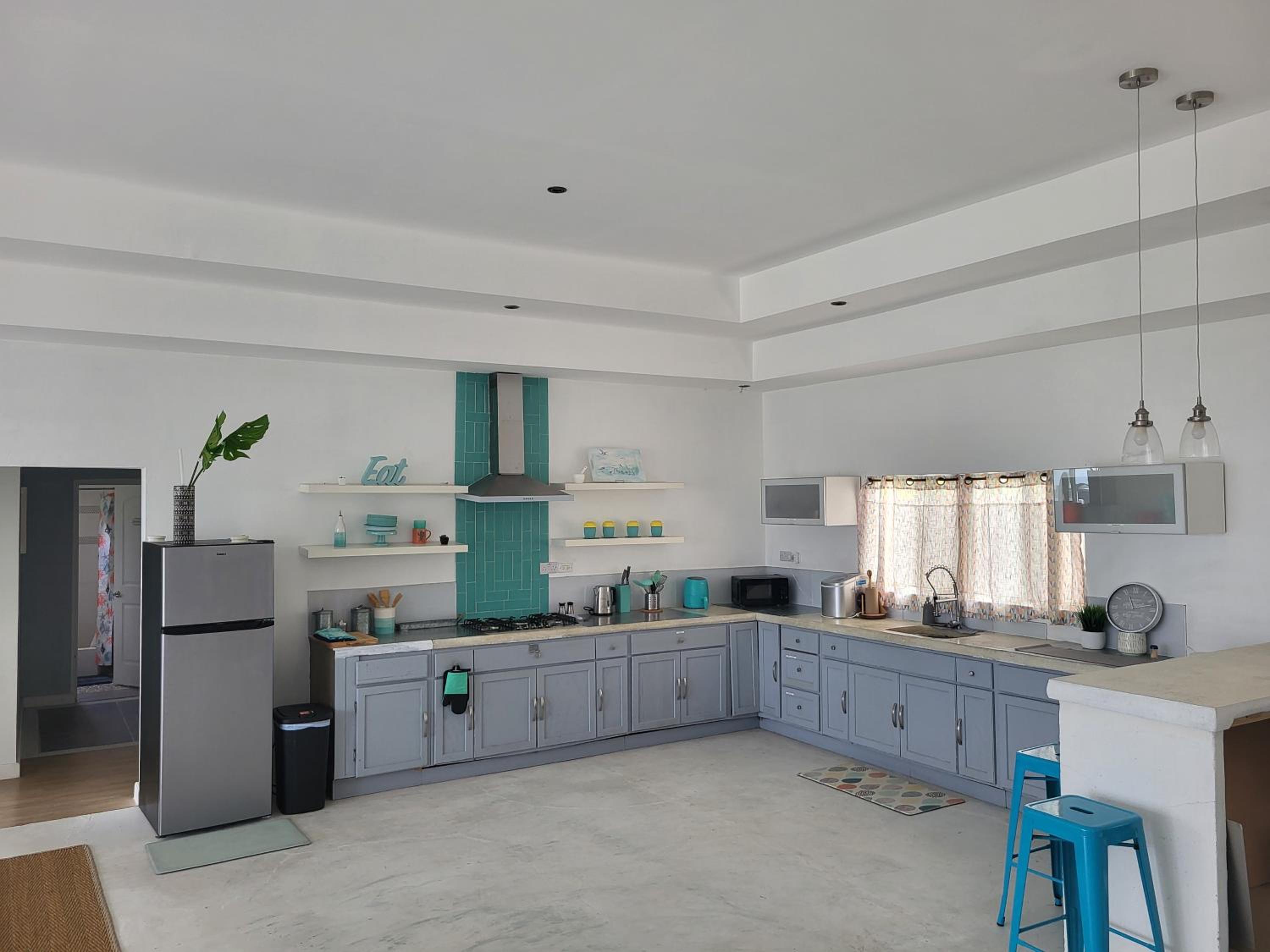 Three-Bedroom Villa photo 3