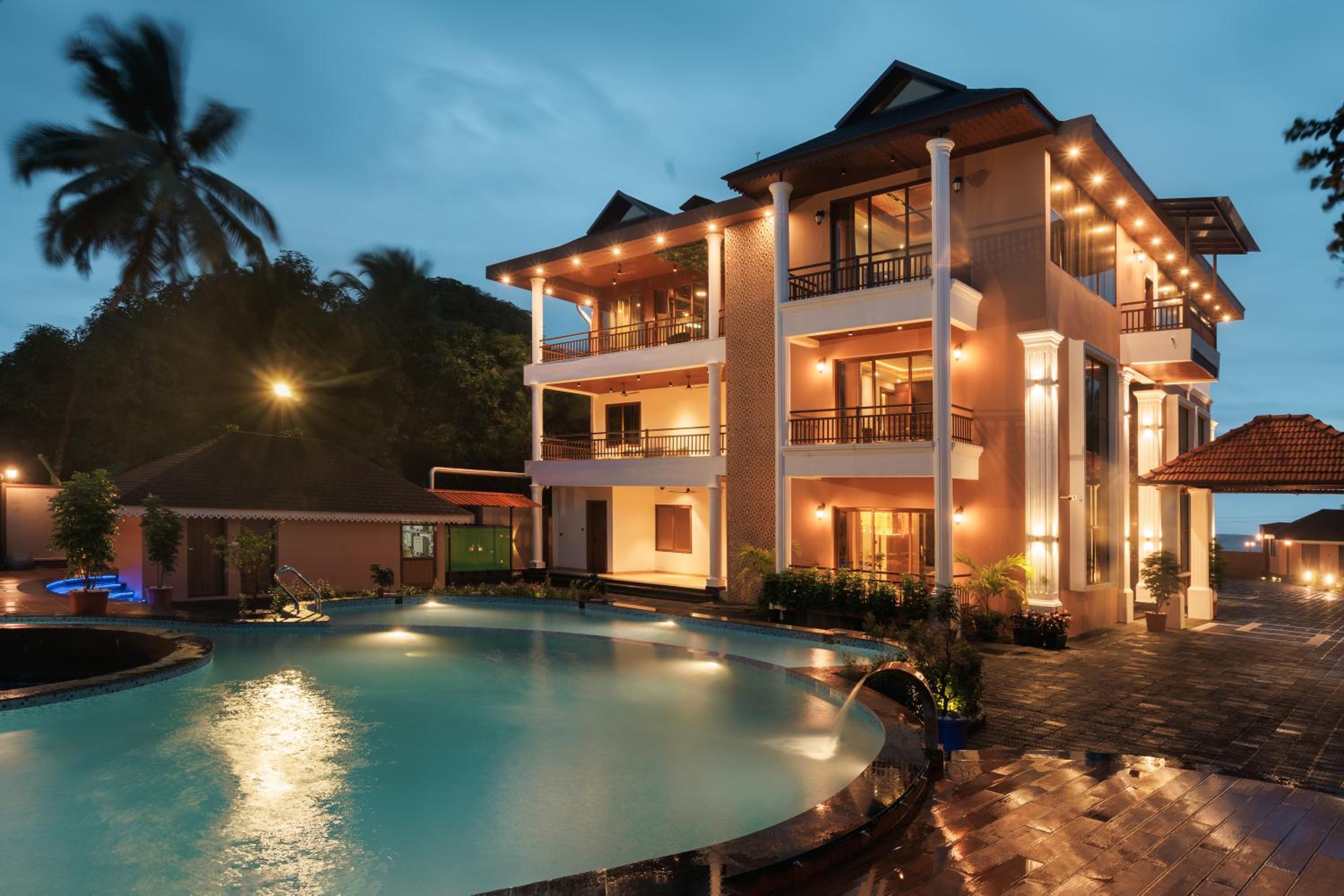 Villa photo 3