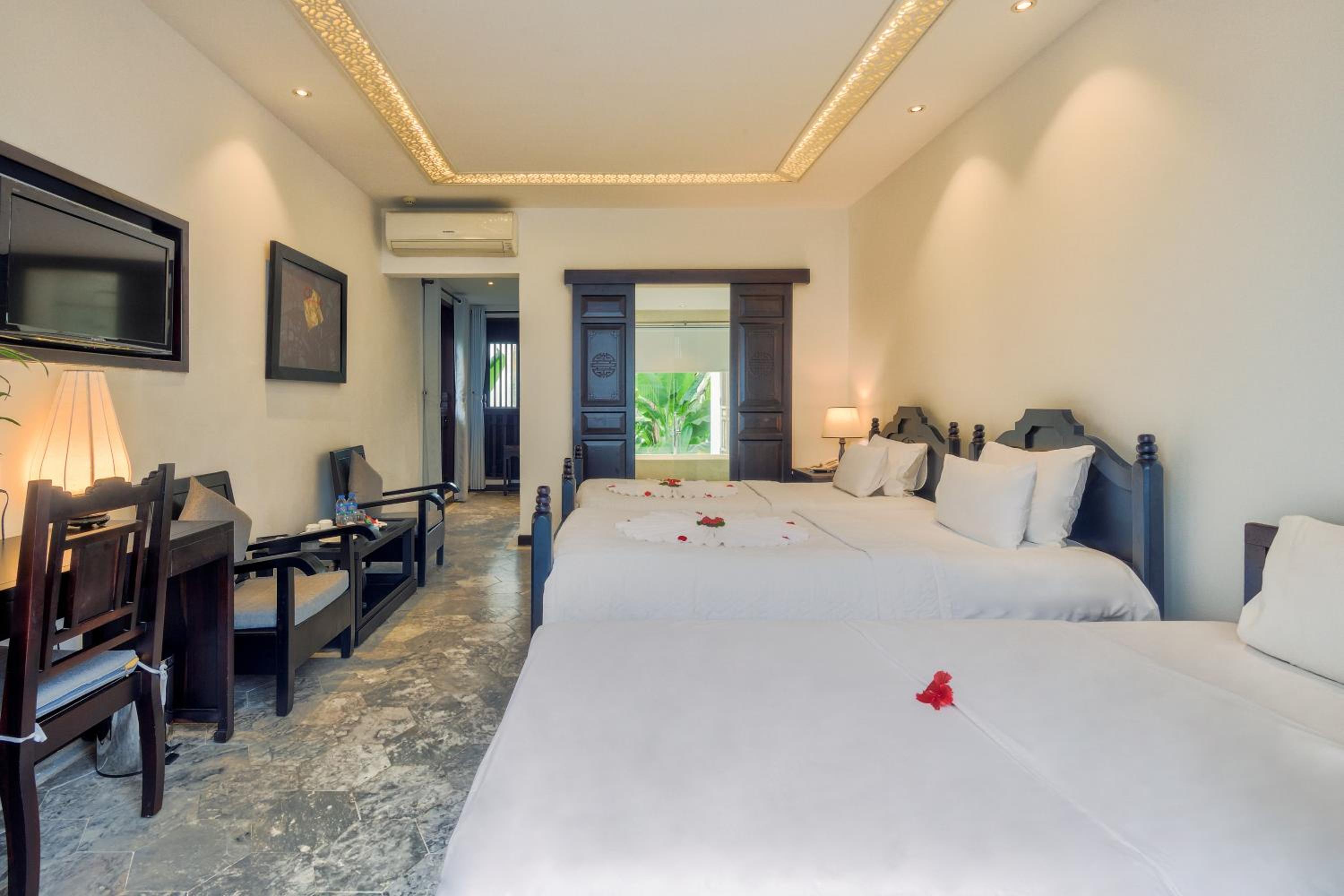 Standard Triple Room - Photo 1