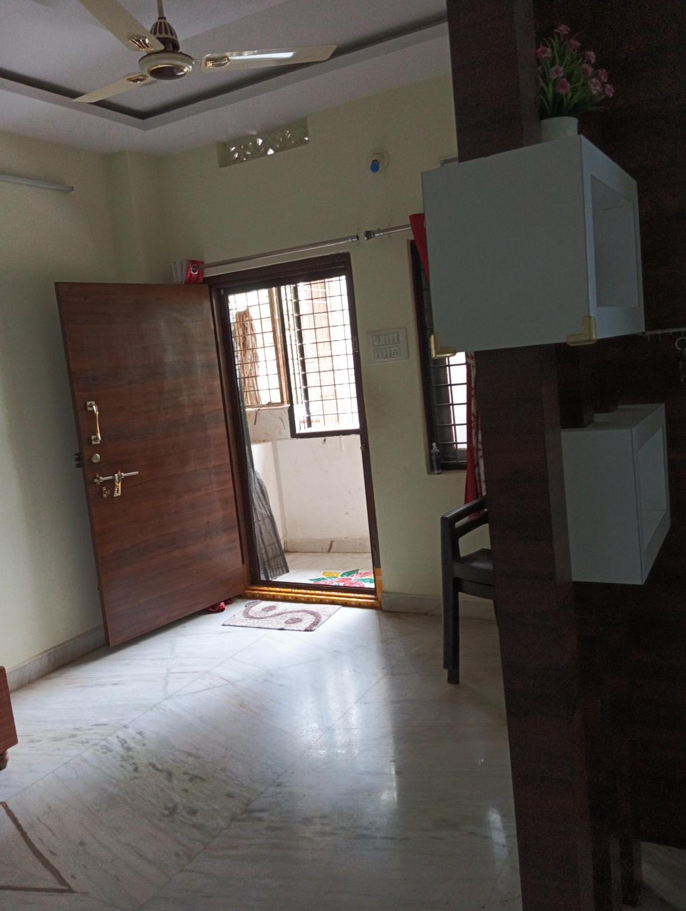 Single Room photo 2
