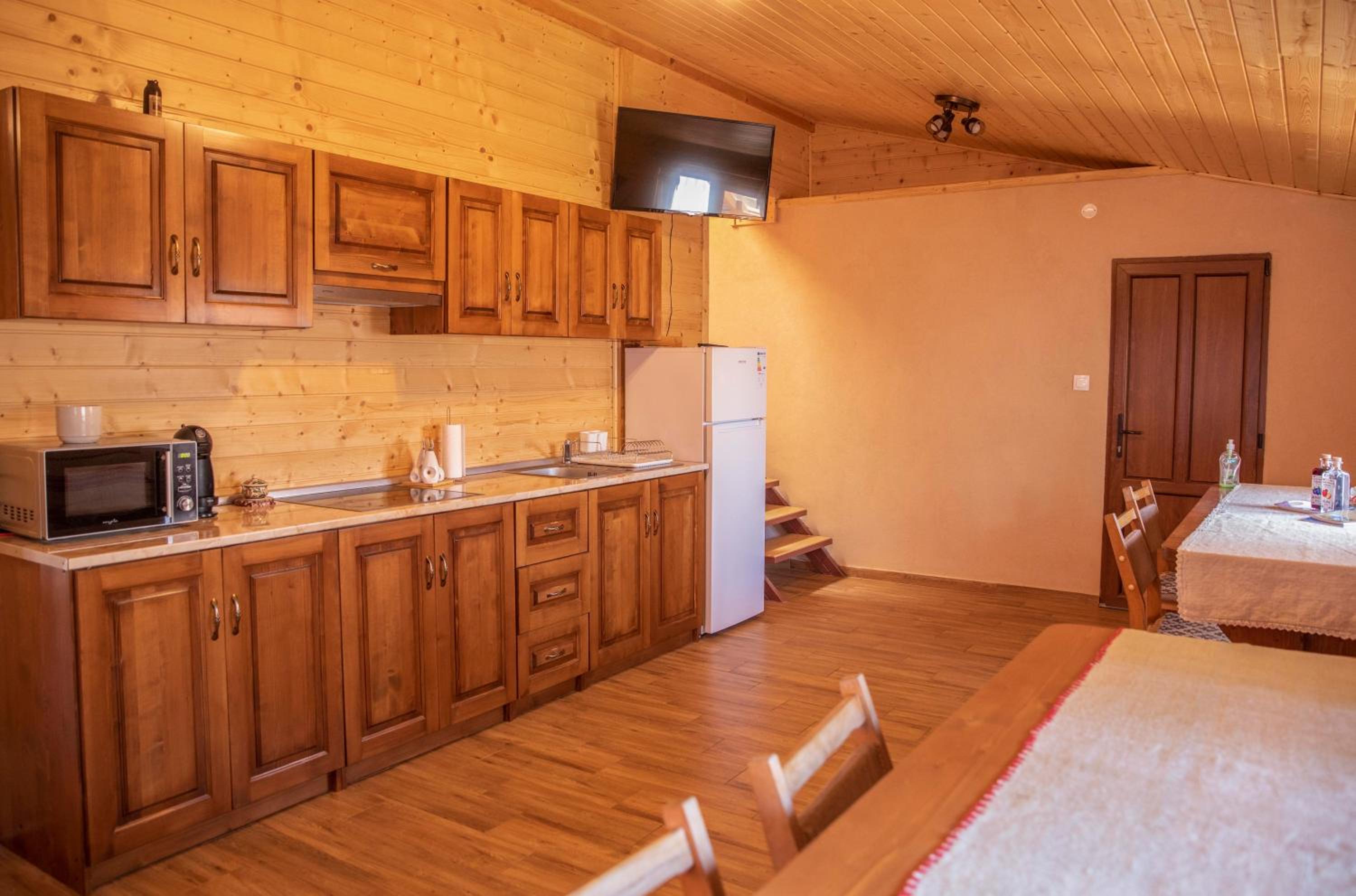 Three-Bedroom Townhouse - Photo 13