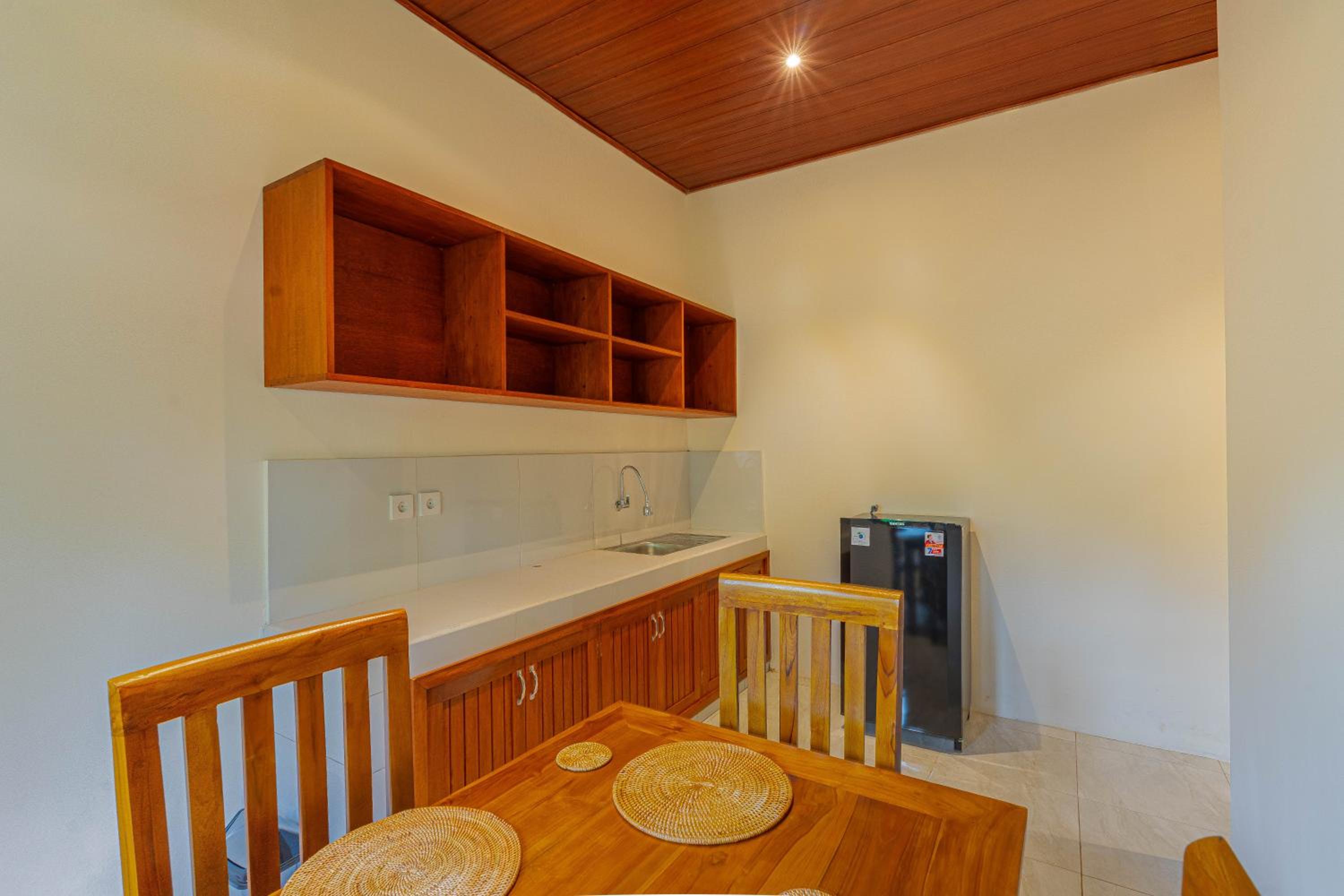 Suite with Garden View - Photo 11