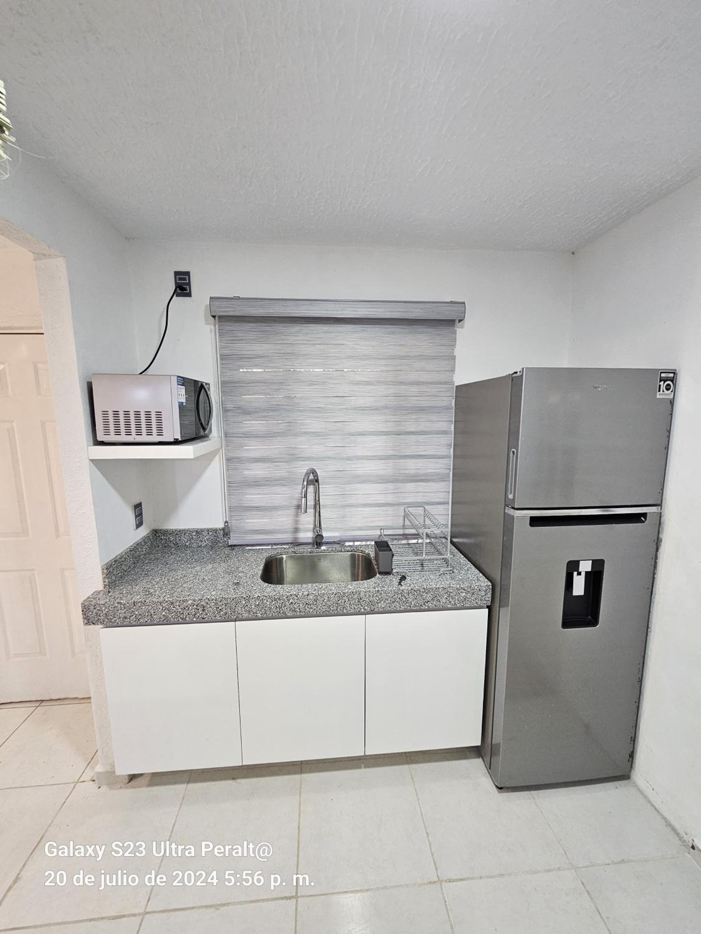 One-Bedroom House photo 3