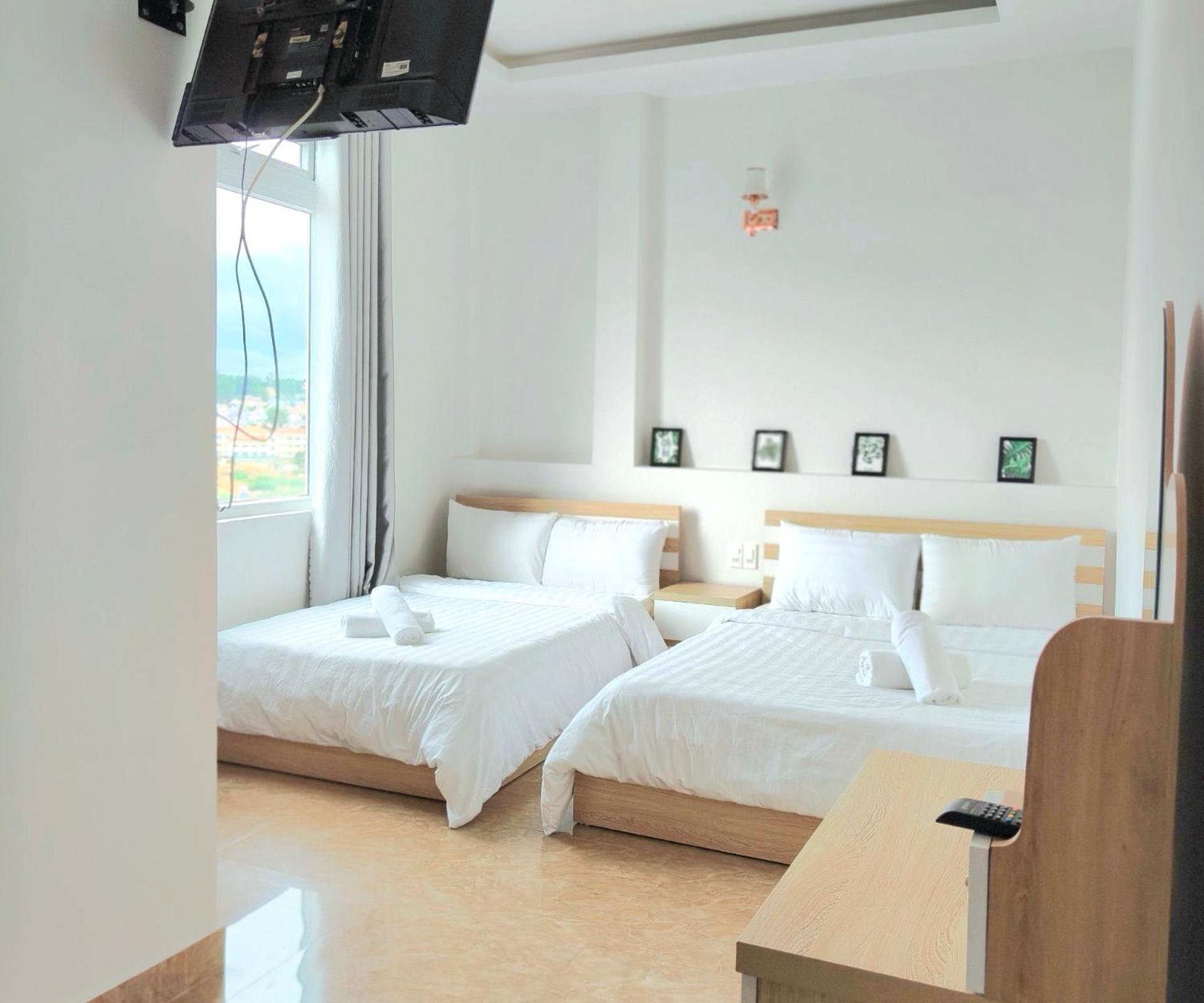 Deluxe Family Room - Photo 1