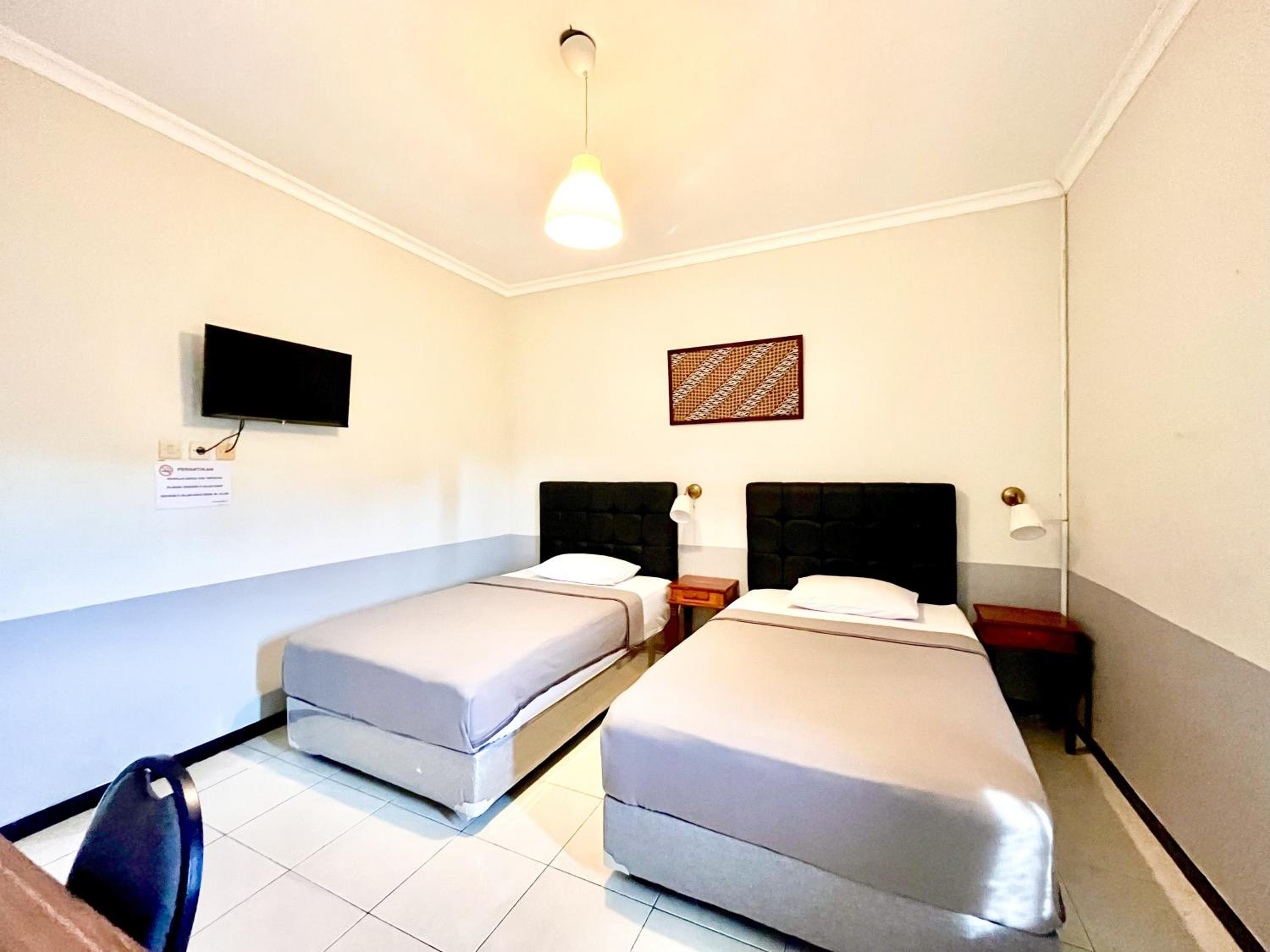 Deluxe Twin Room - Photo 3