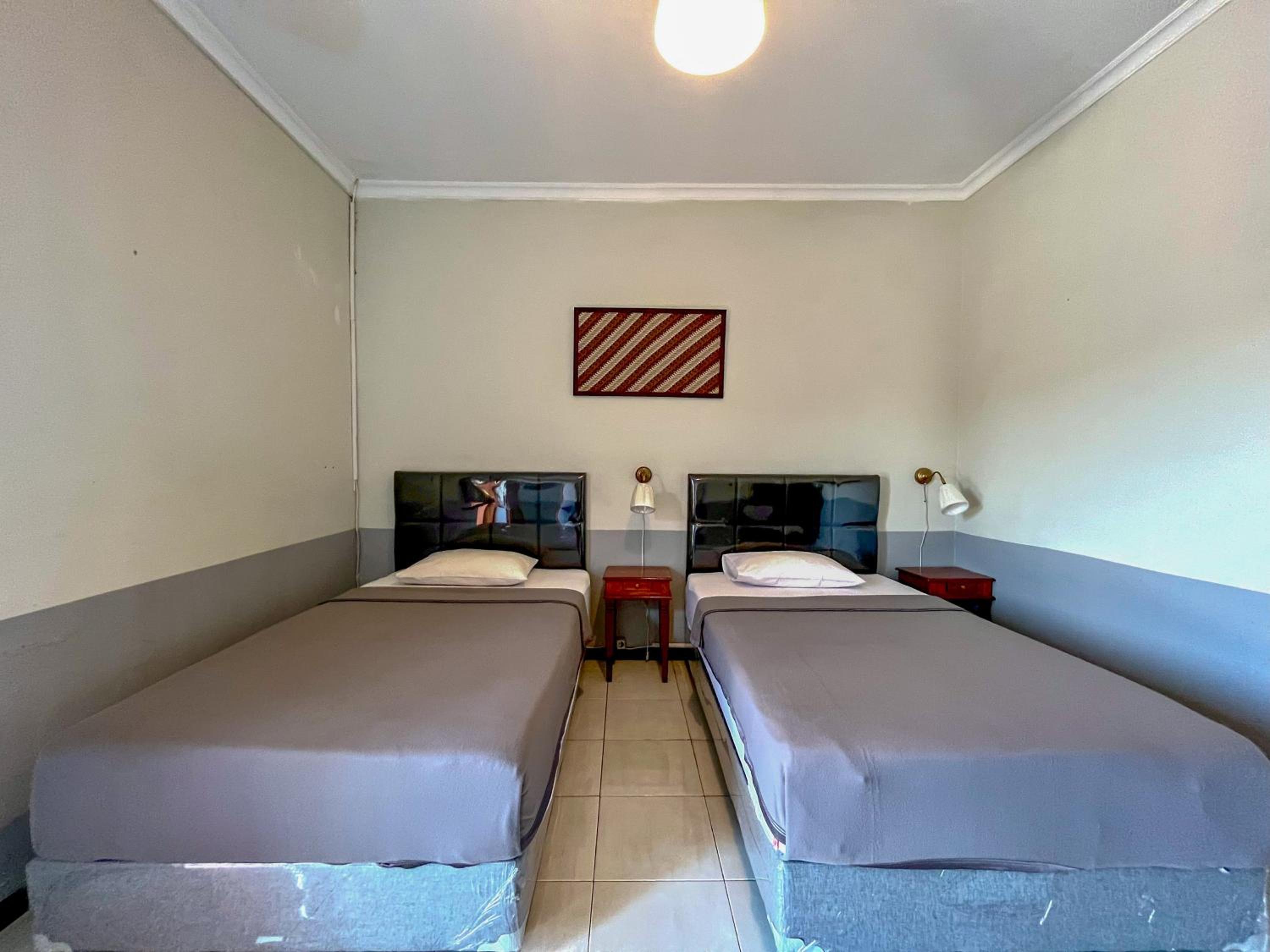 Deluxe Twin Room - Photo 8