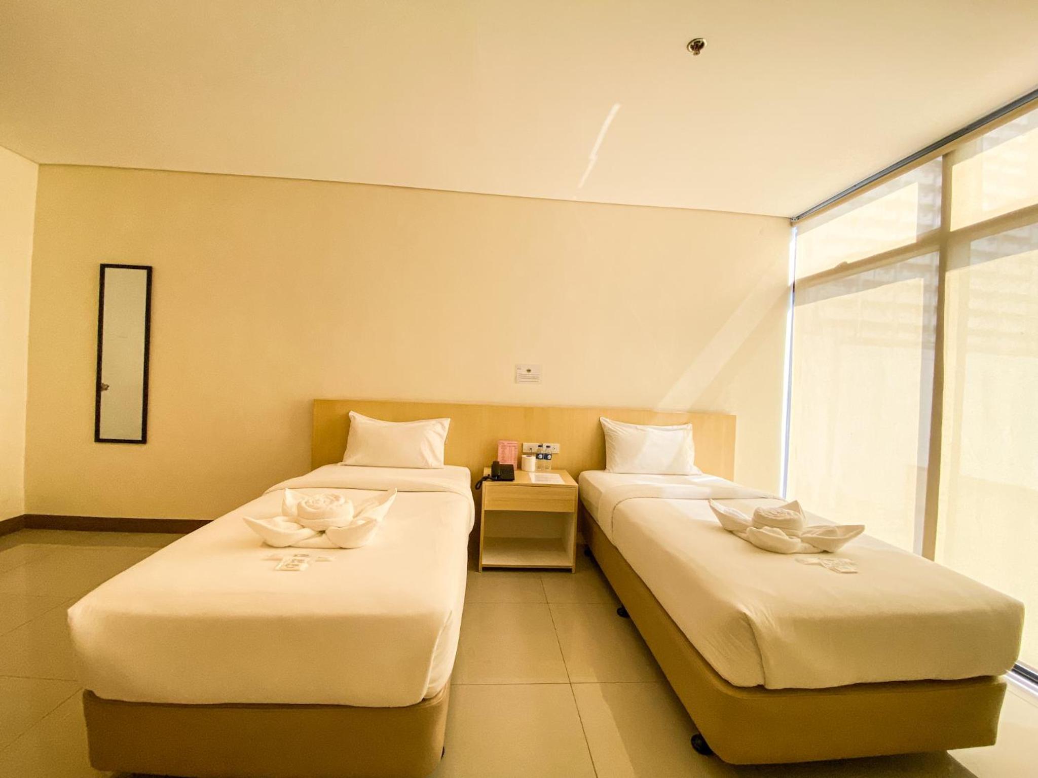 Deluxe Twin Room - Photo 6