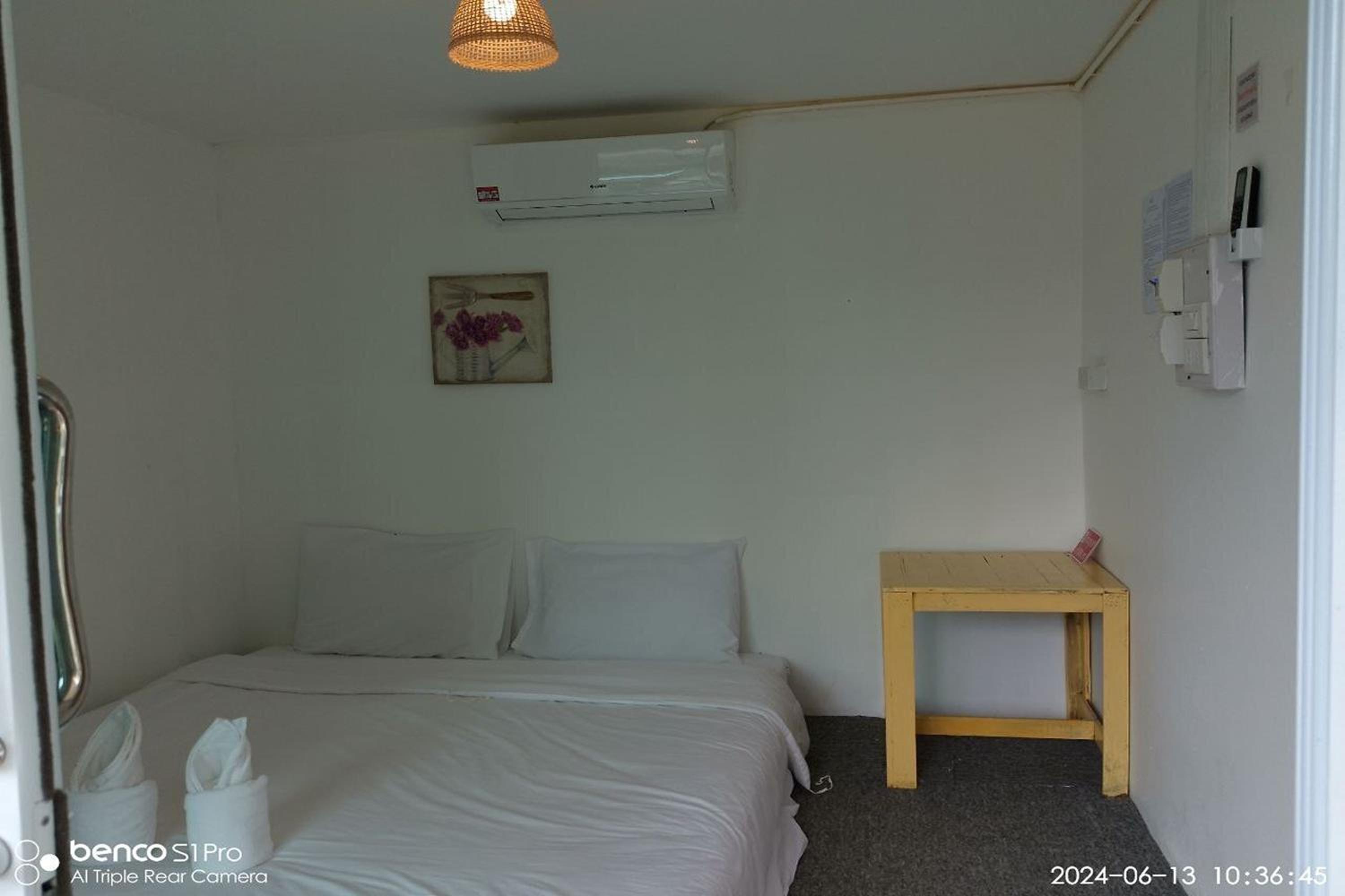 Standard Double Room photo 3