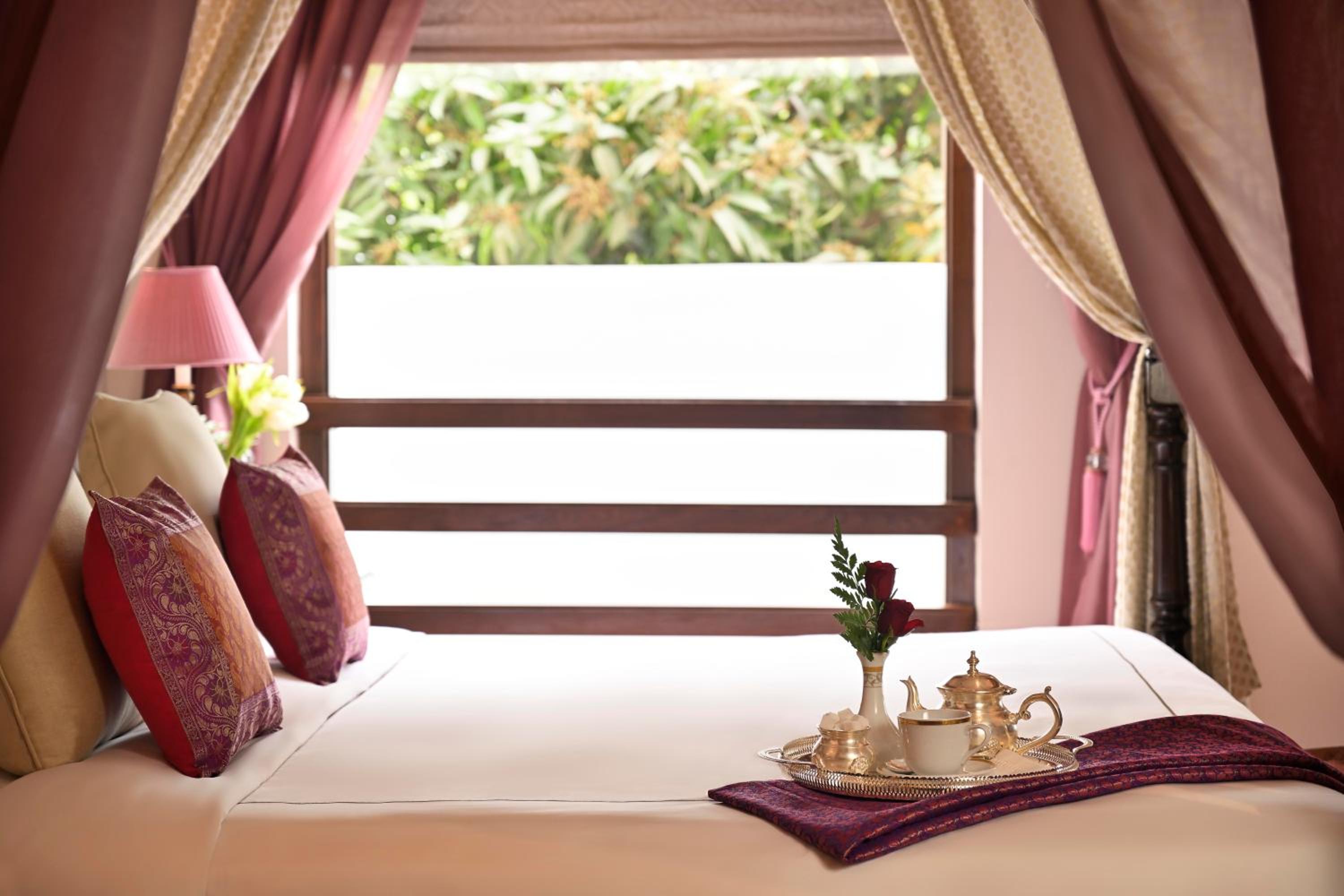 Palace Room - Photo 1