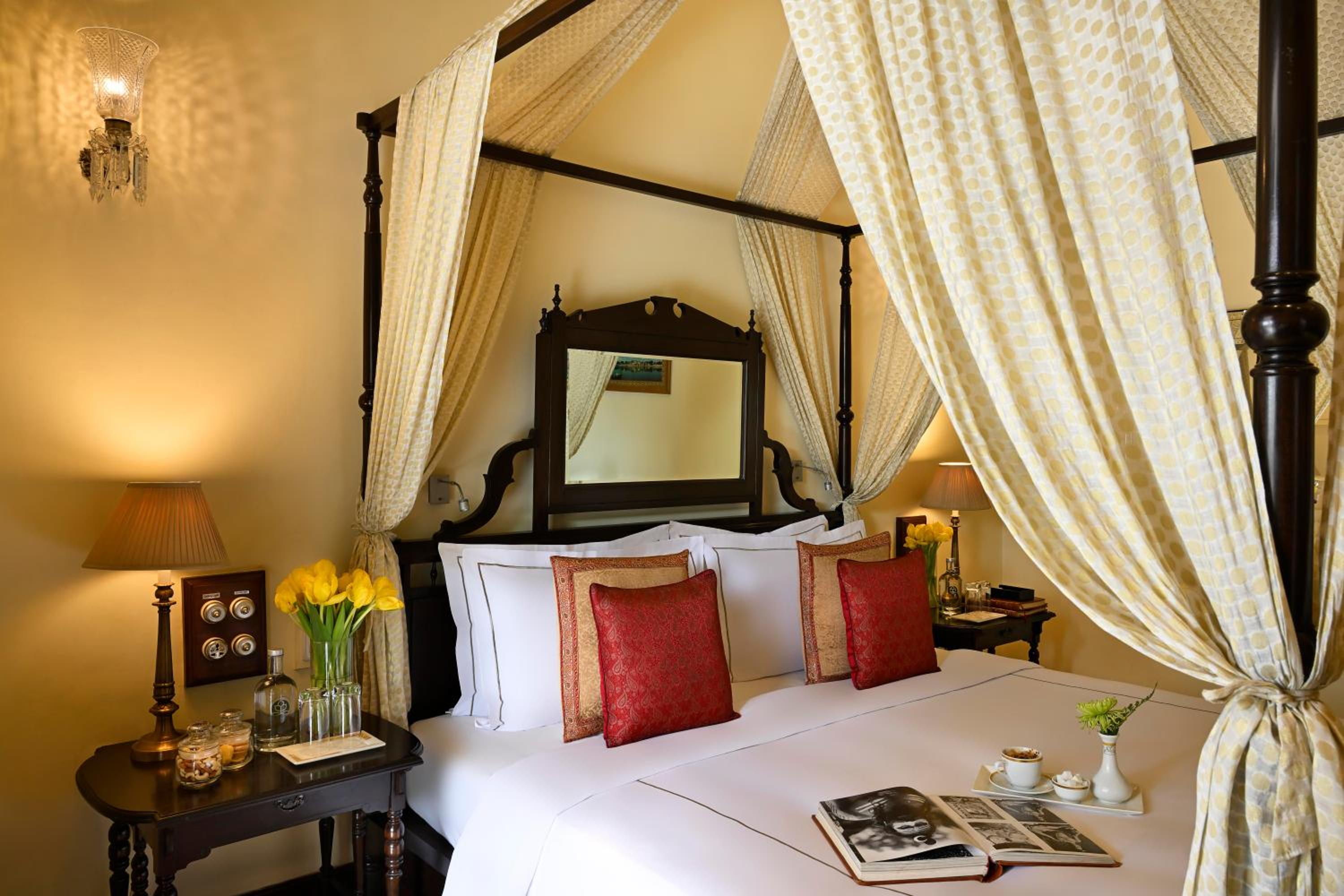 Palace Room - Photo 4