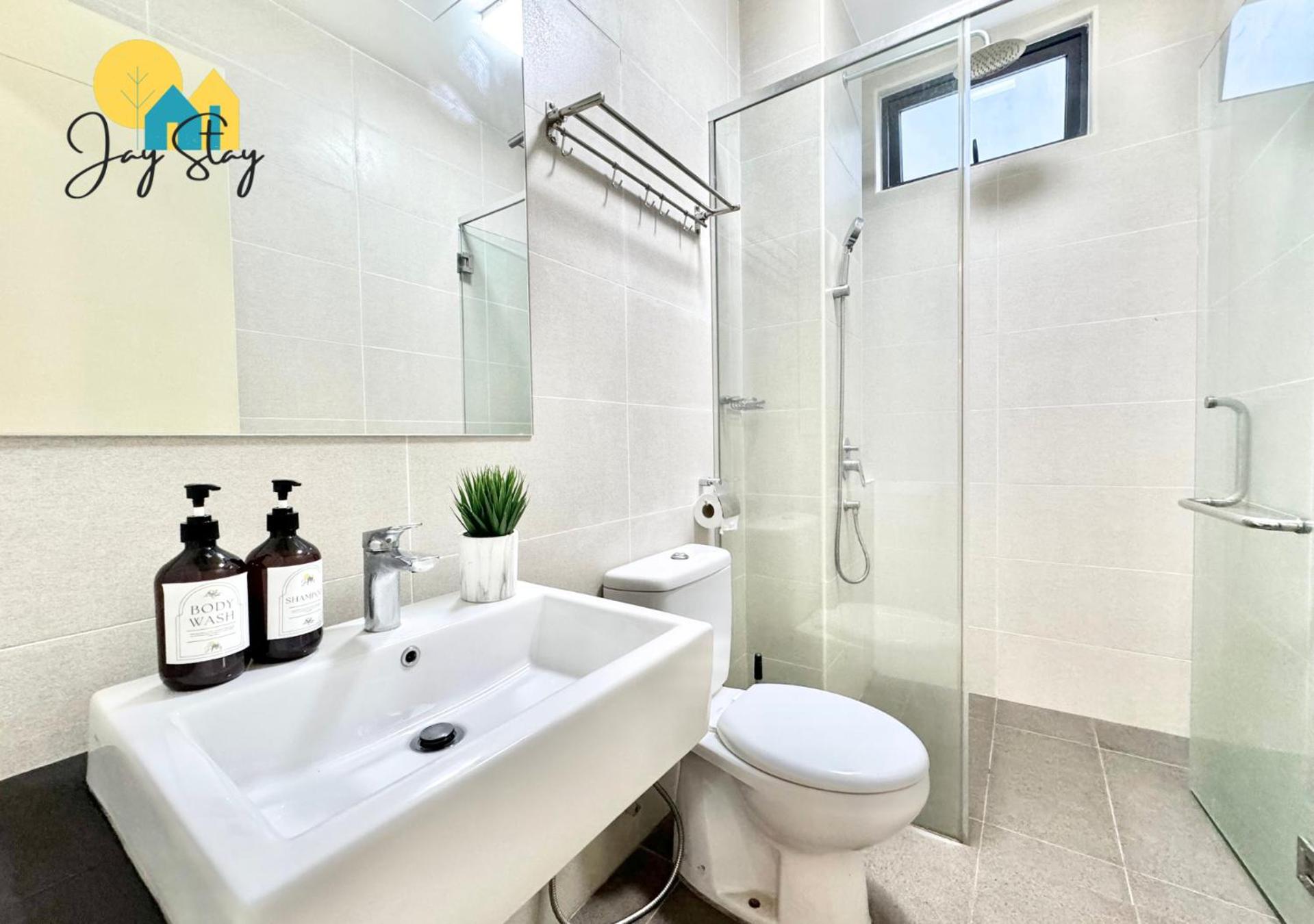 Triple Room with Pool View - Photo 14