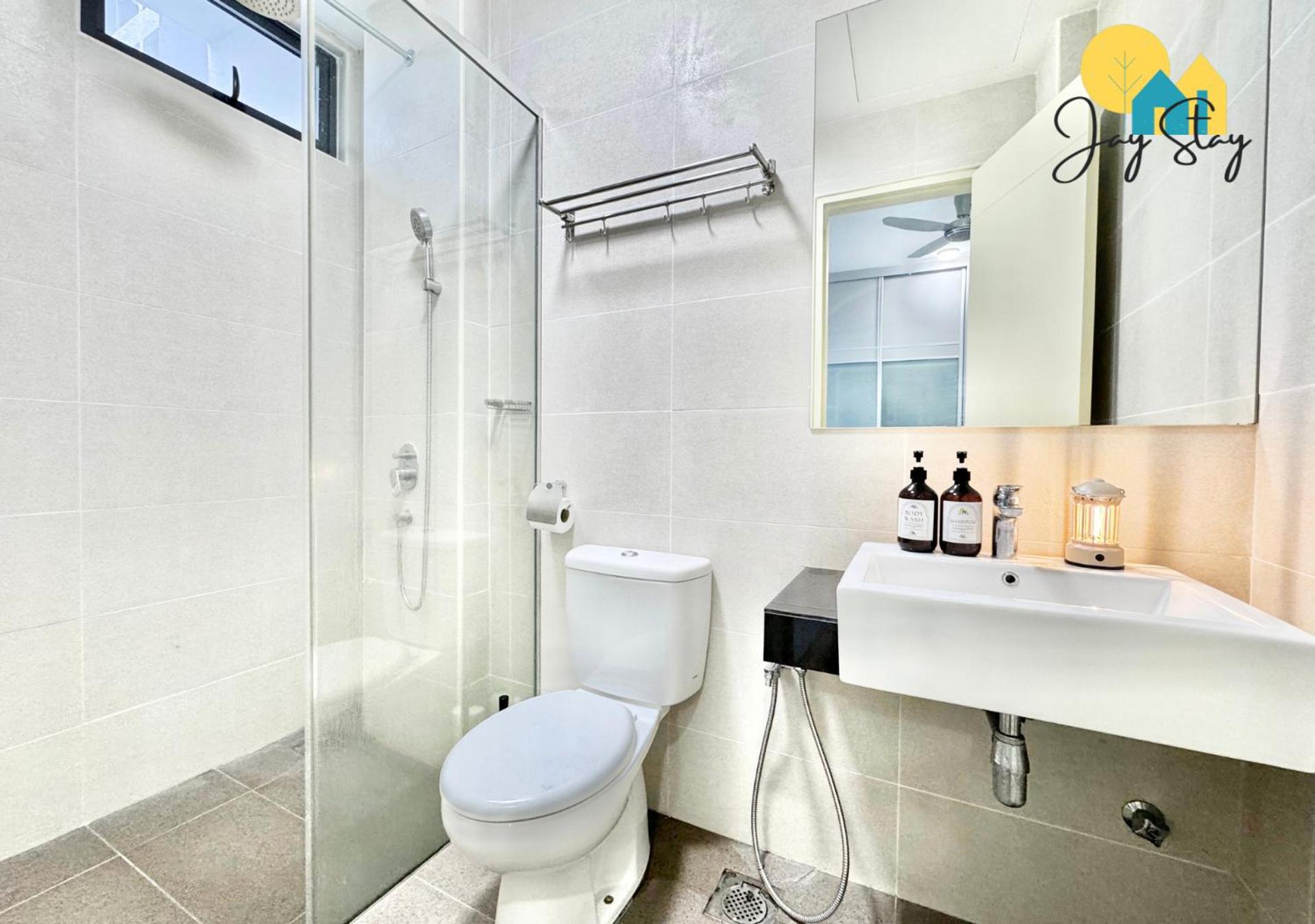 Triple Room with Pool View - Photo 13