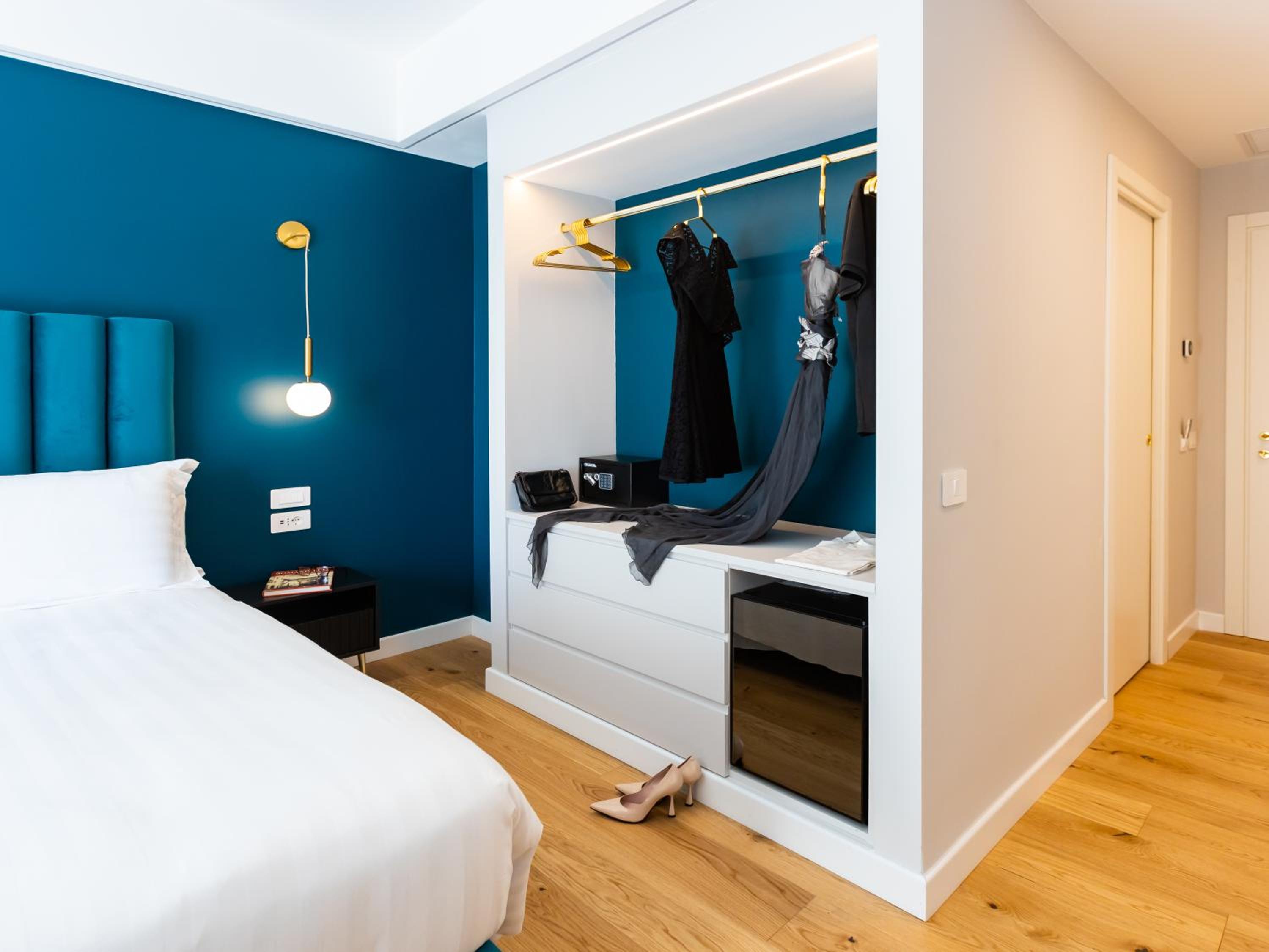 Deluxe Queen Room photo 3
