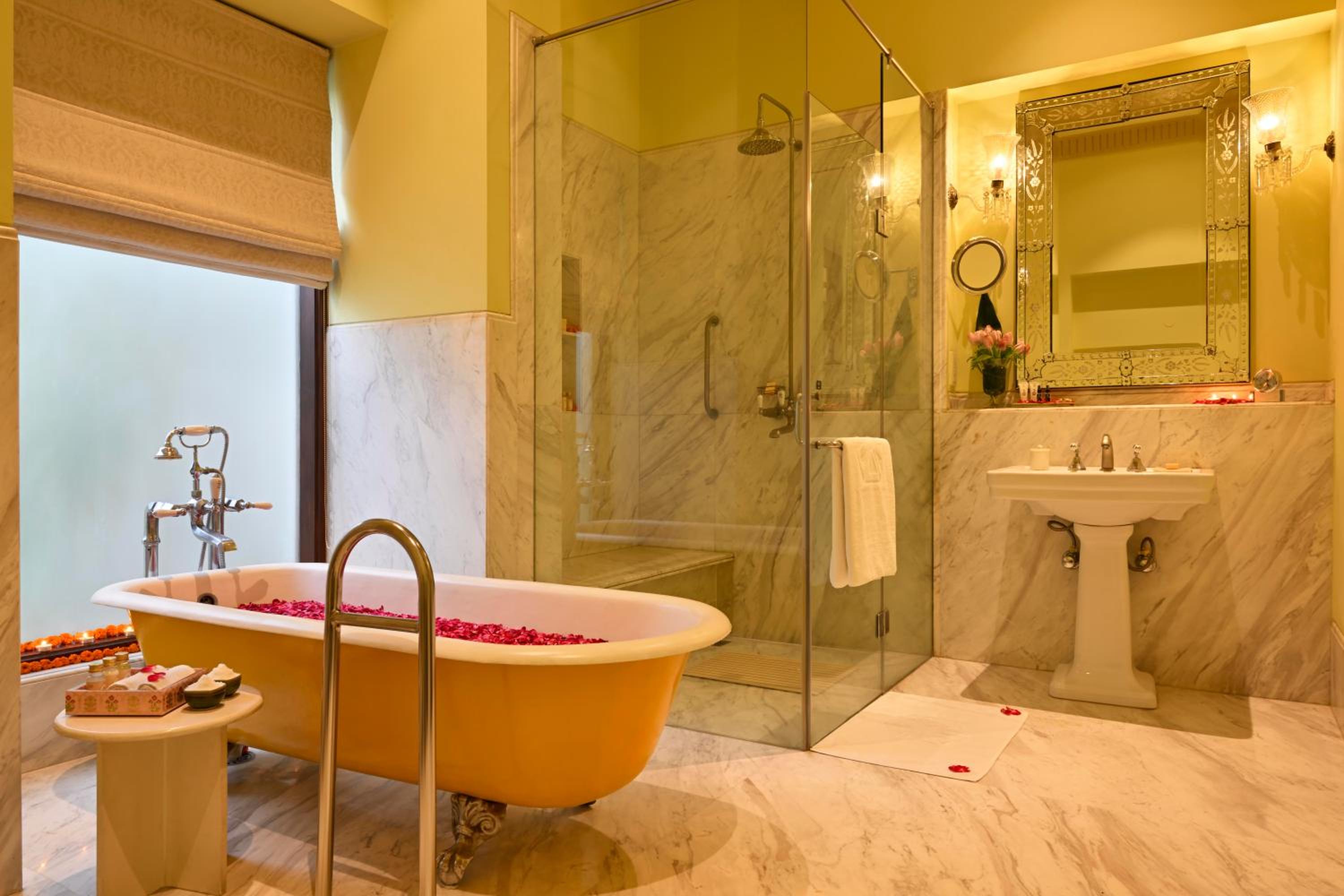 Royal Suite - Photo 5