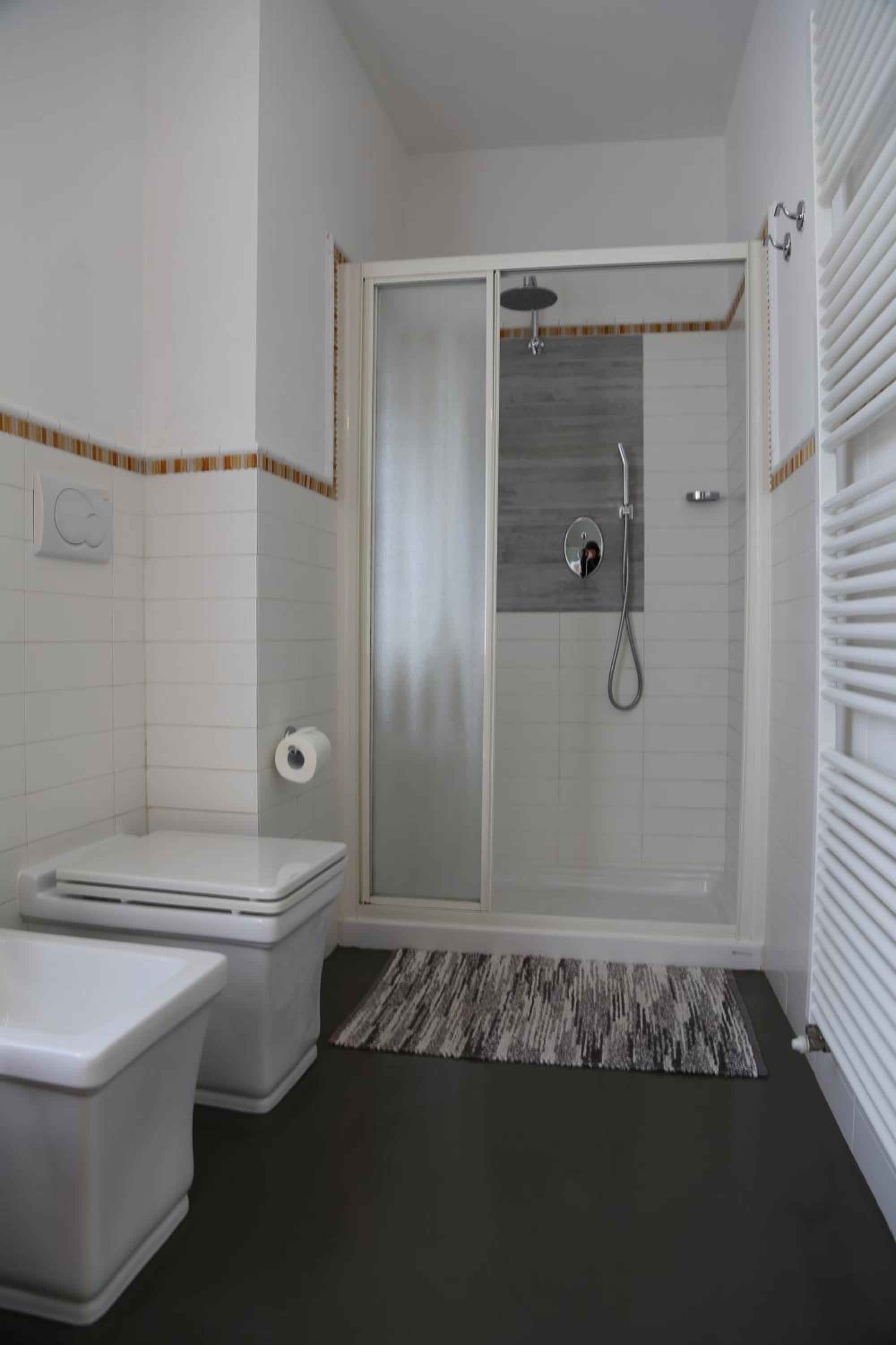 Deluxe Room - Photo 2