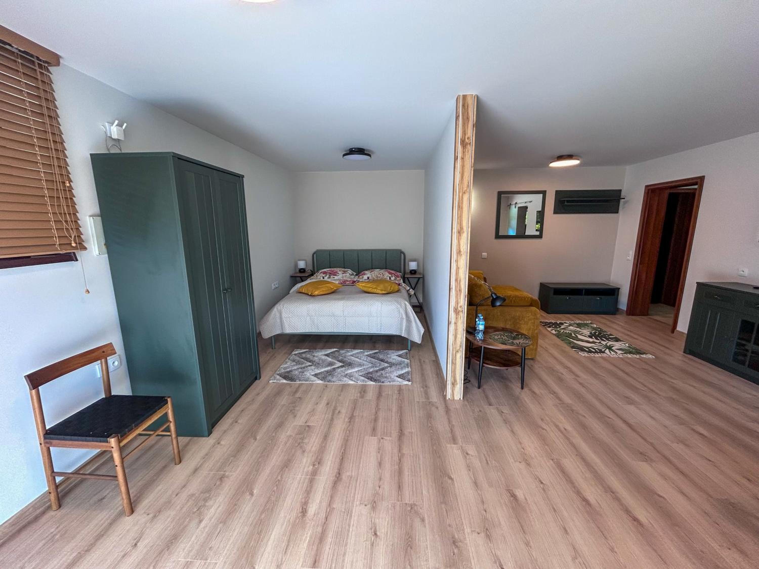 Apartment - Photo 3