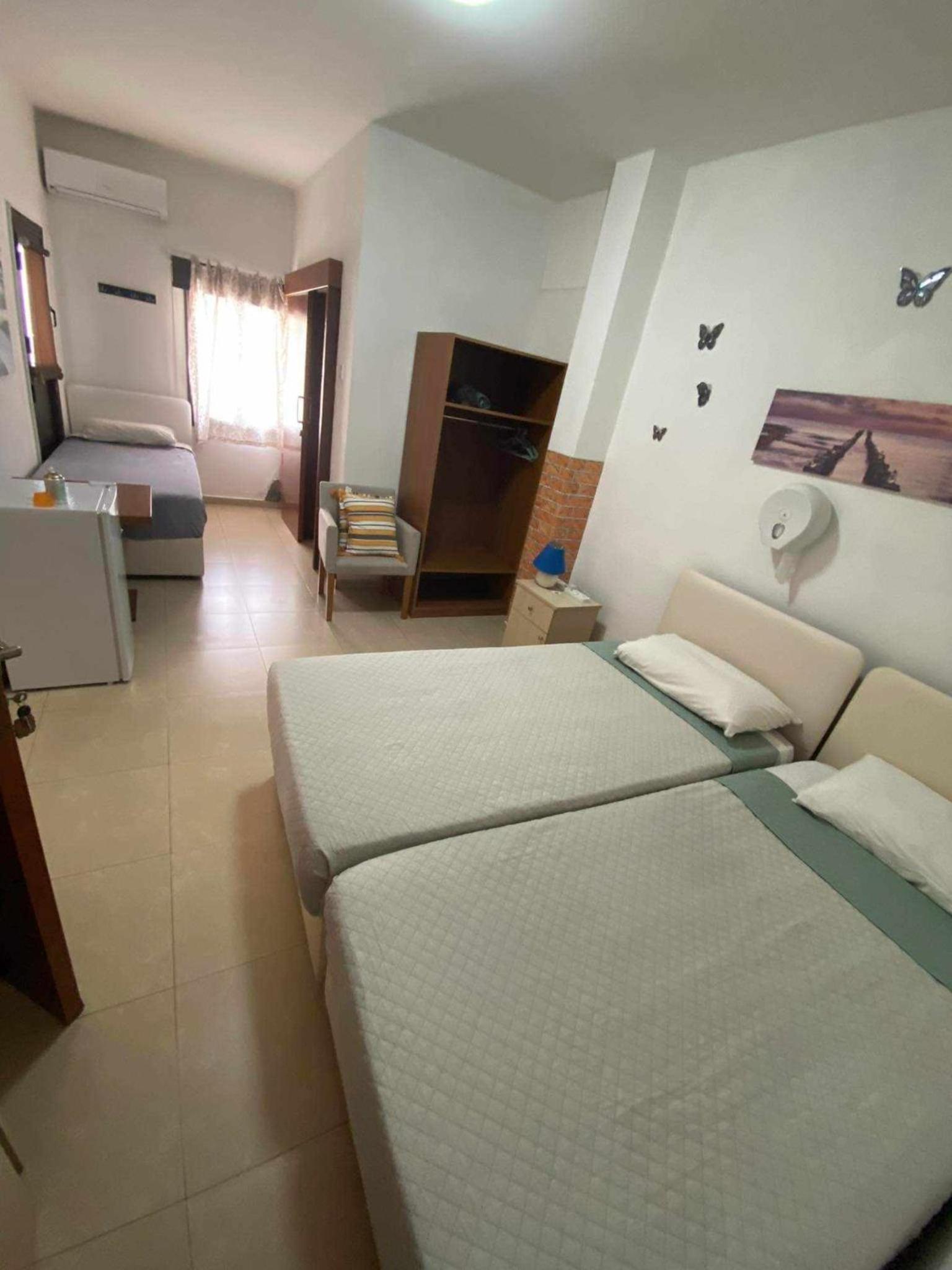 Deluxe Queen Room with Two Queen Beds photo 1