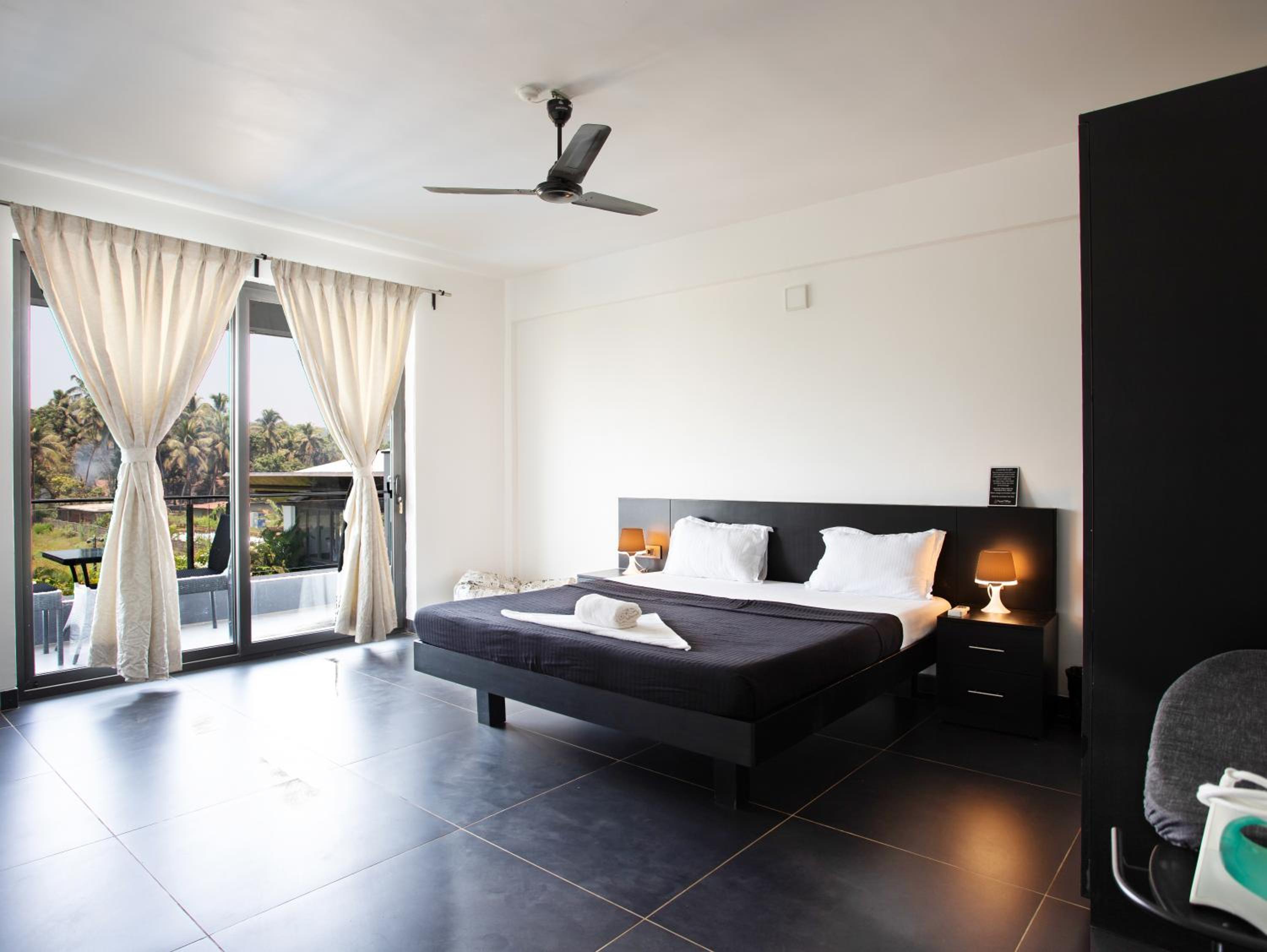 Luxury Room with Balcony