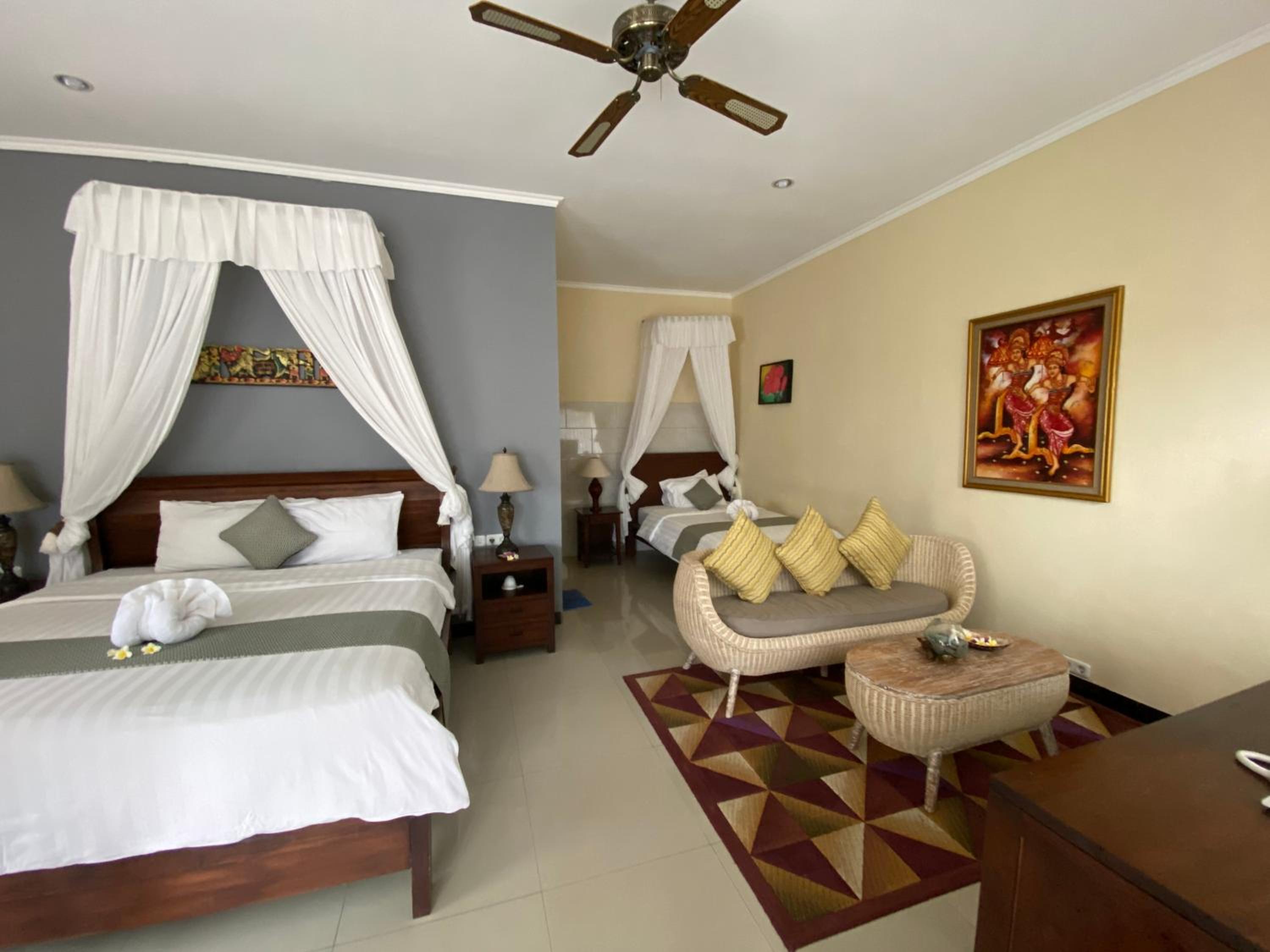 Bungalow with Sea View - Photo 2