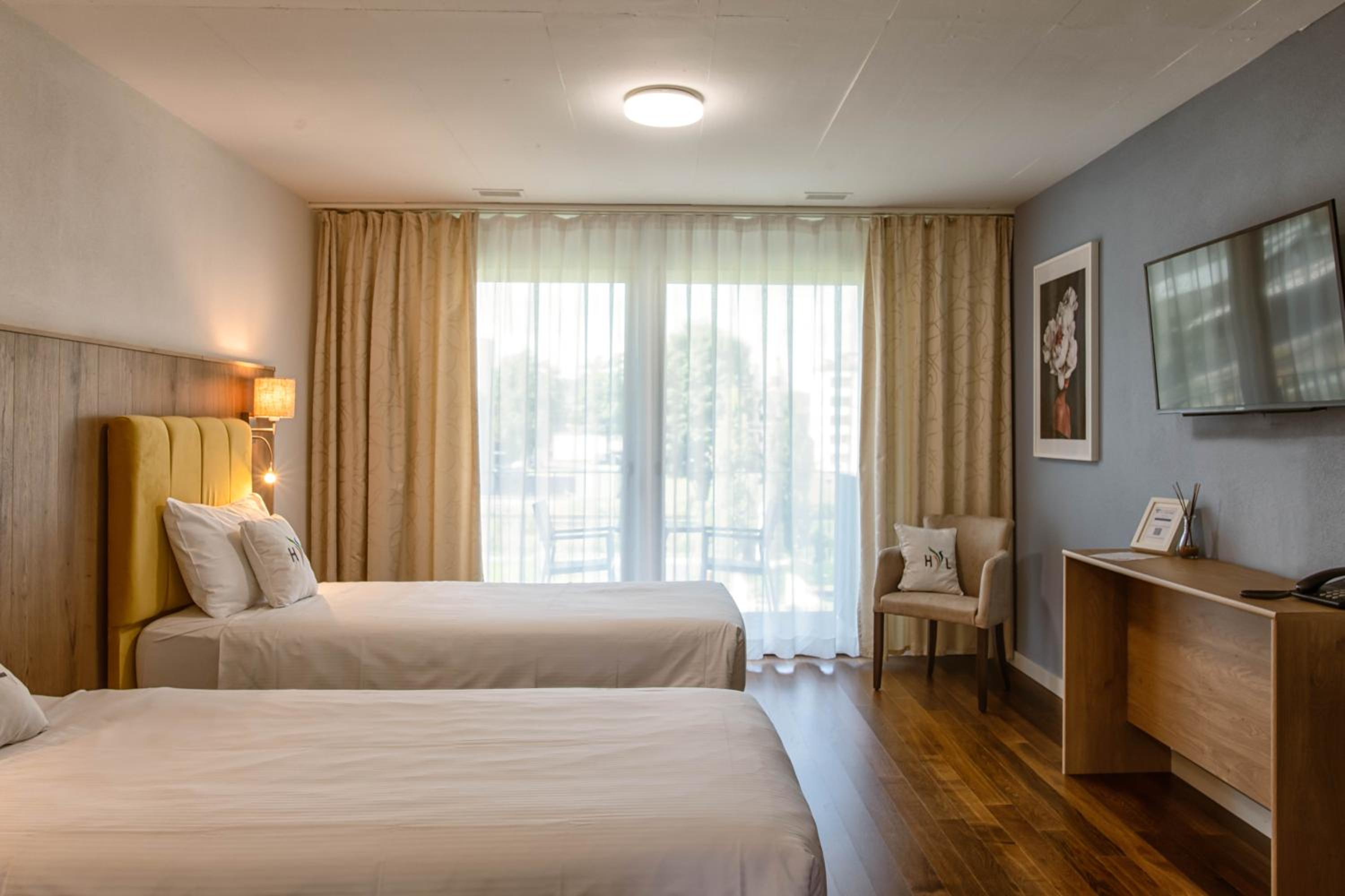 Standard Twin Room photo 1