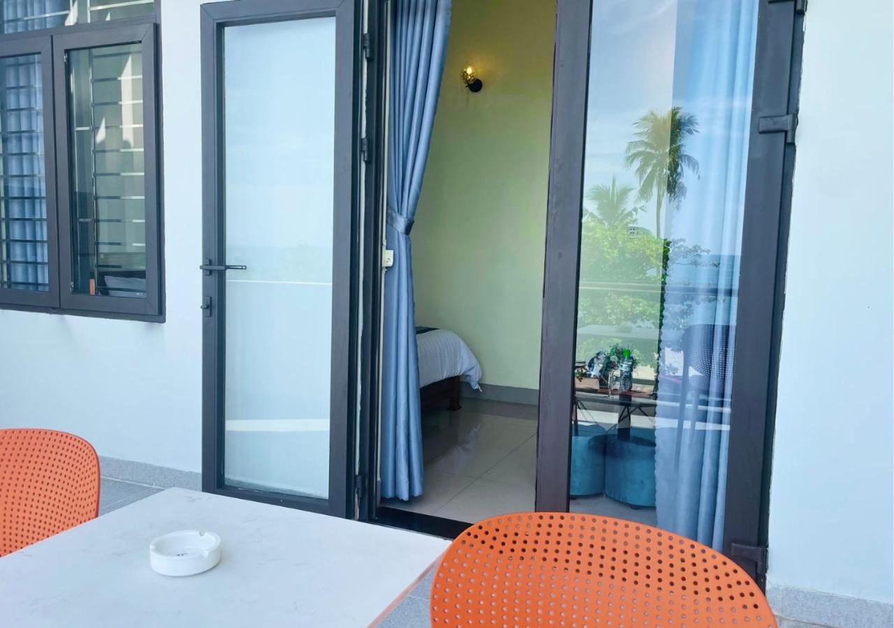 Apartment with Sea View - Photo 6