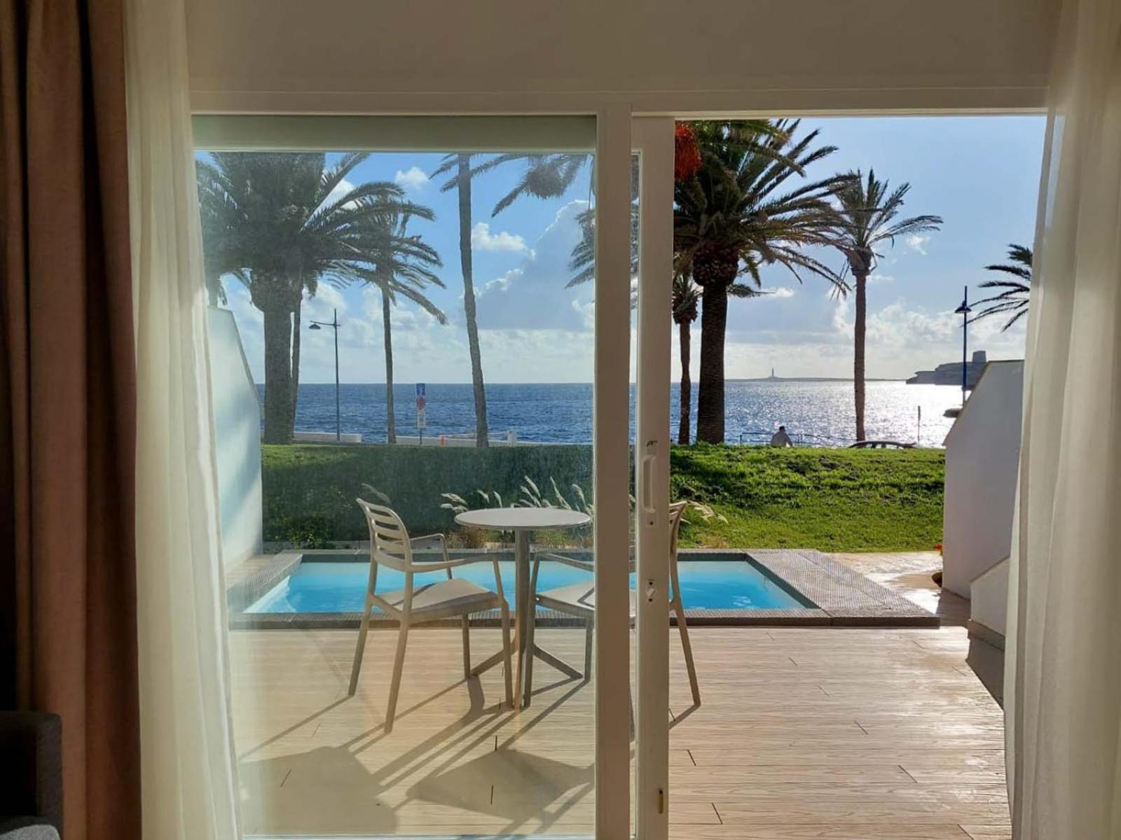 My Favorite Club Suite Swim Up Sea View thumbnail 6