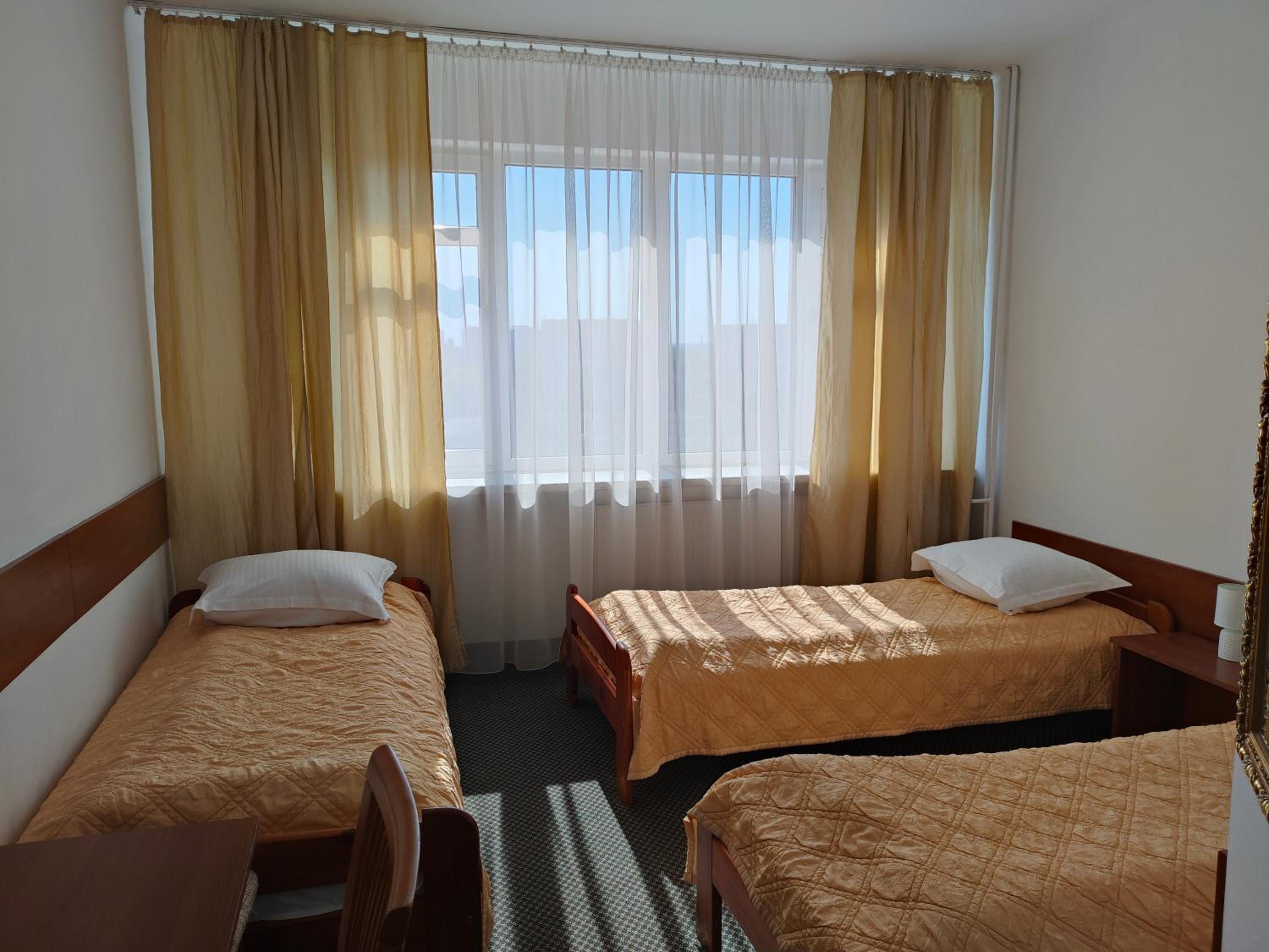 Triple Room - Photo 2