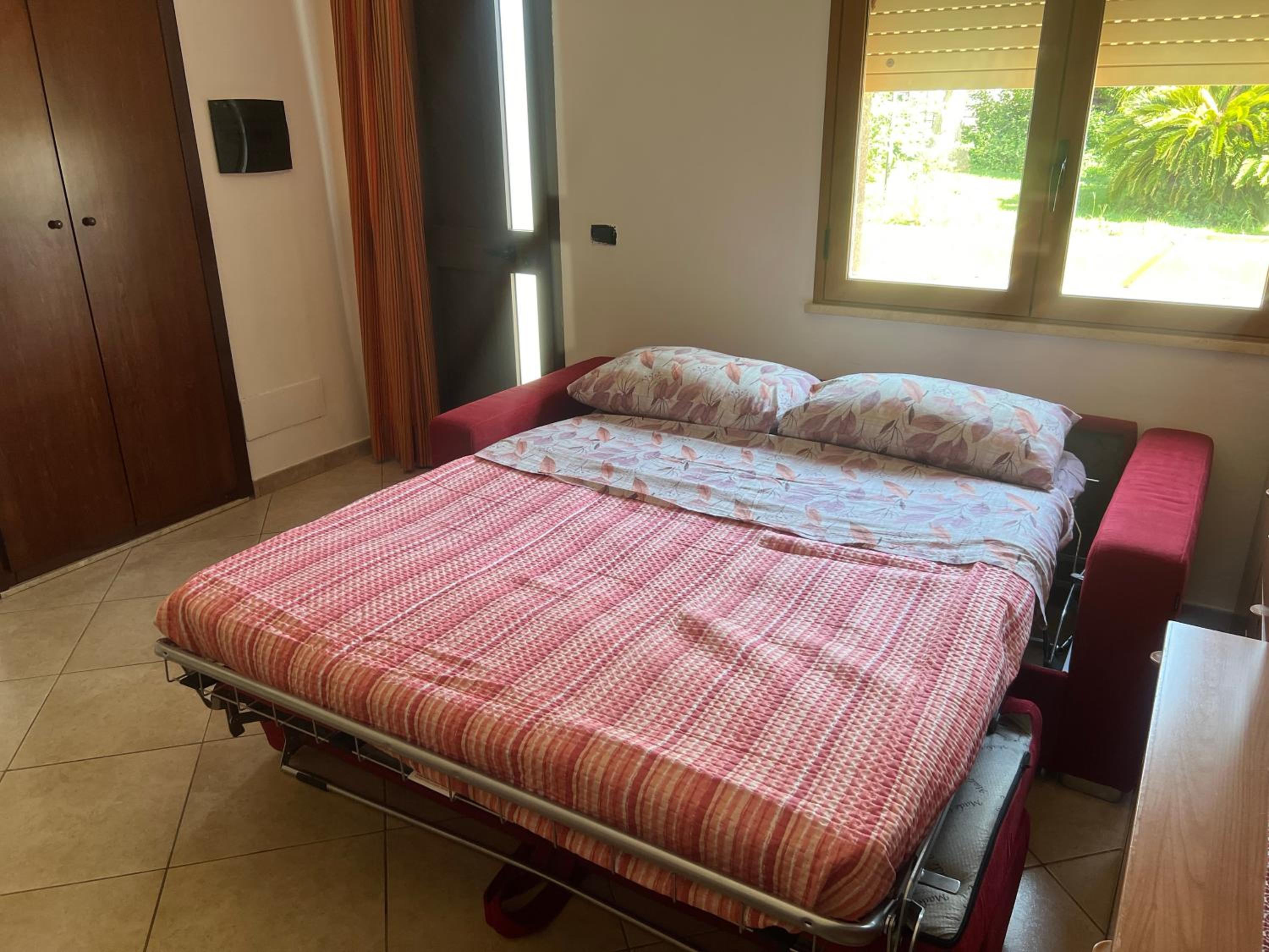 One-Bedroom House photo 3