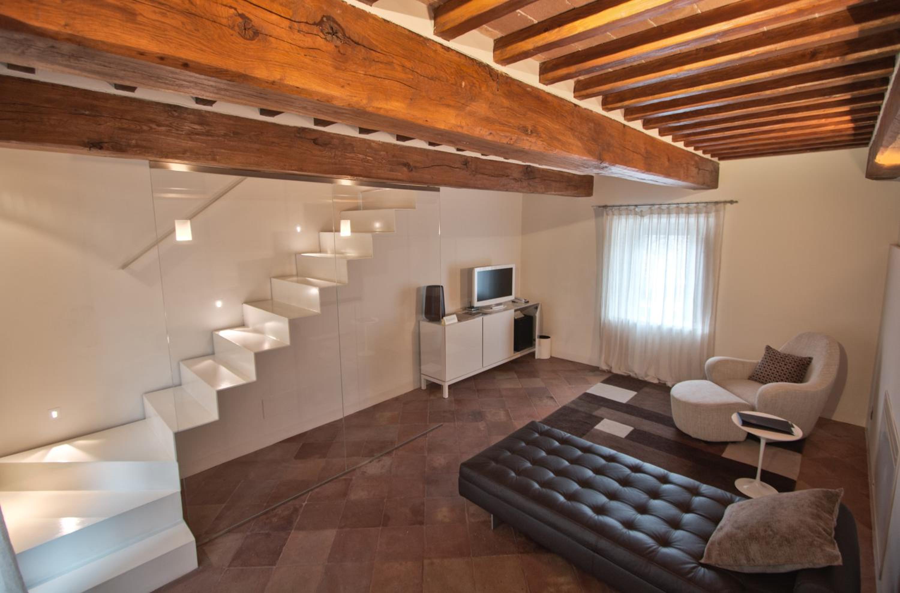 Suite with Spa Access - Photo 6