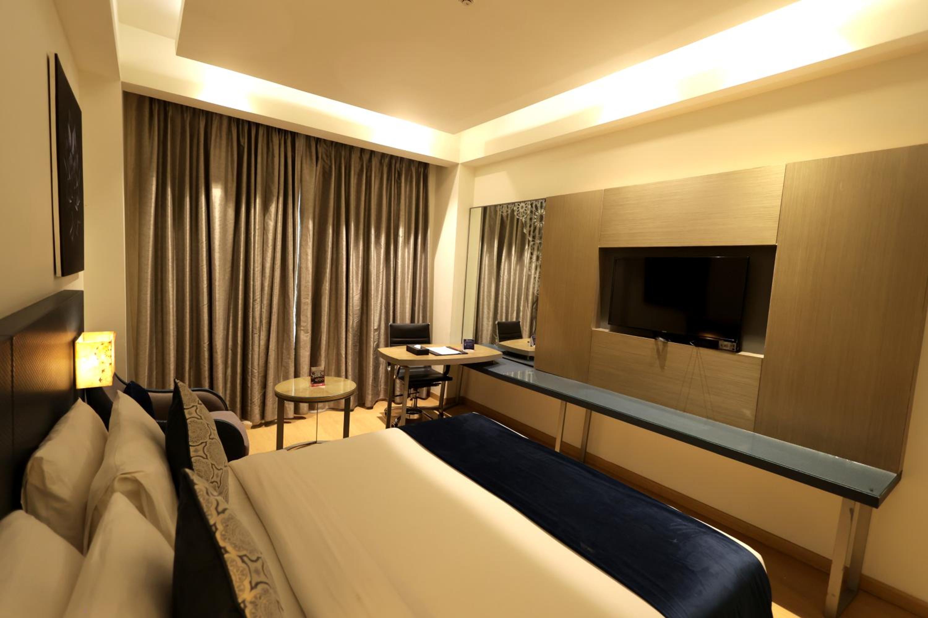Queen Room