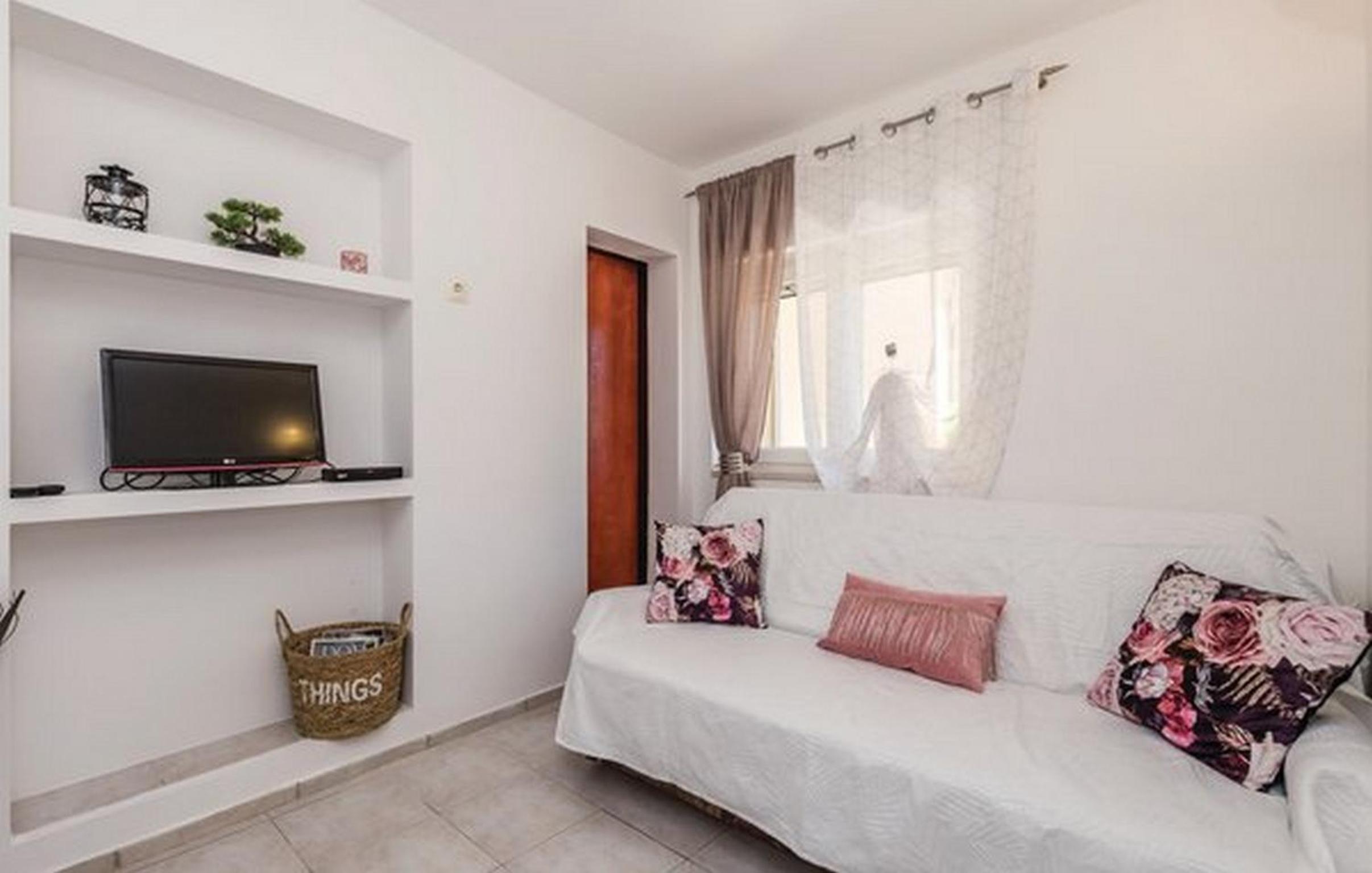 One Bedroom Apartment with Terrace