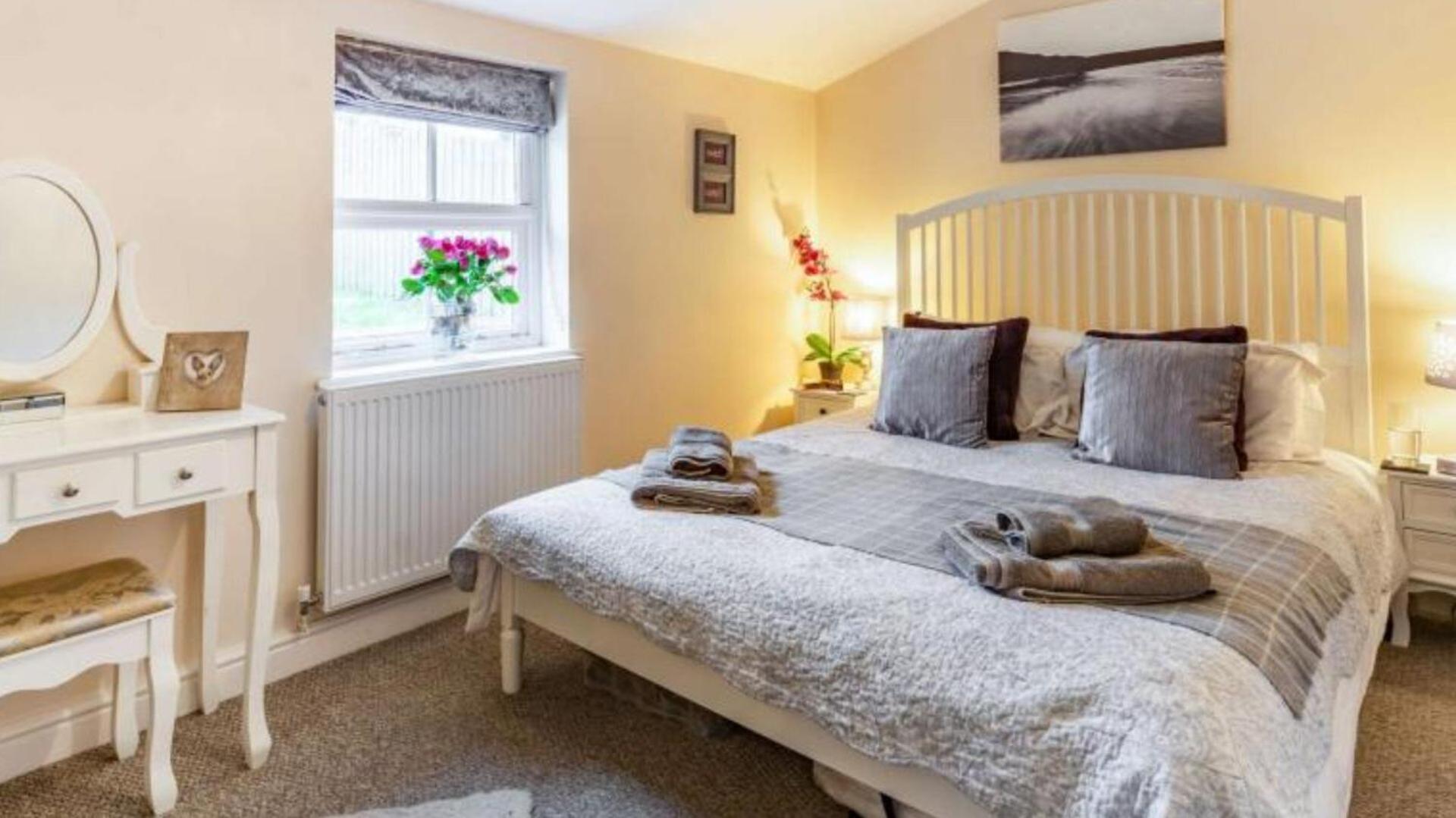 Three-Bedroom House photo 1