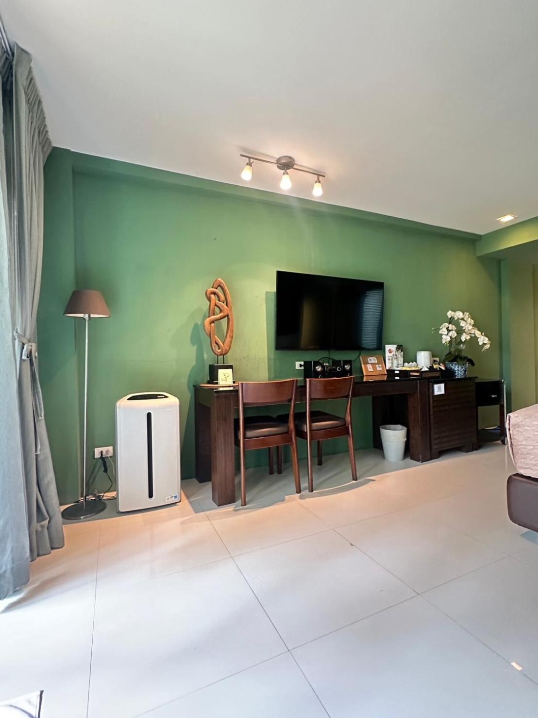 Suite with Balcony photo 2
