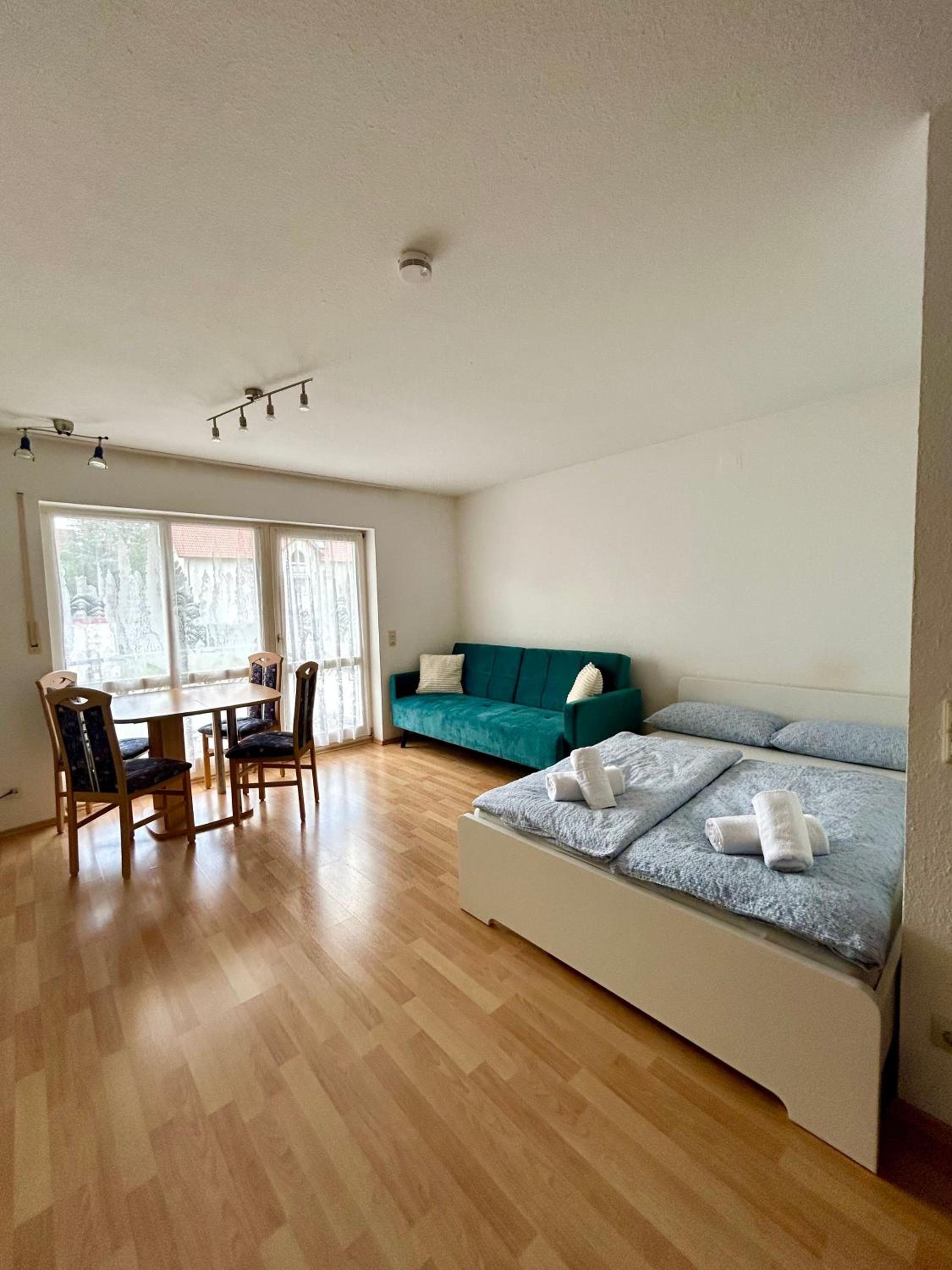 One-Bedroom Apartment photo 1