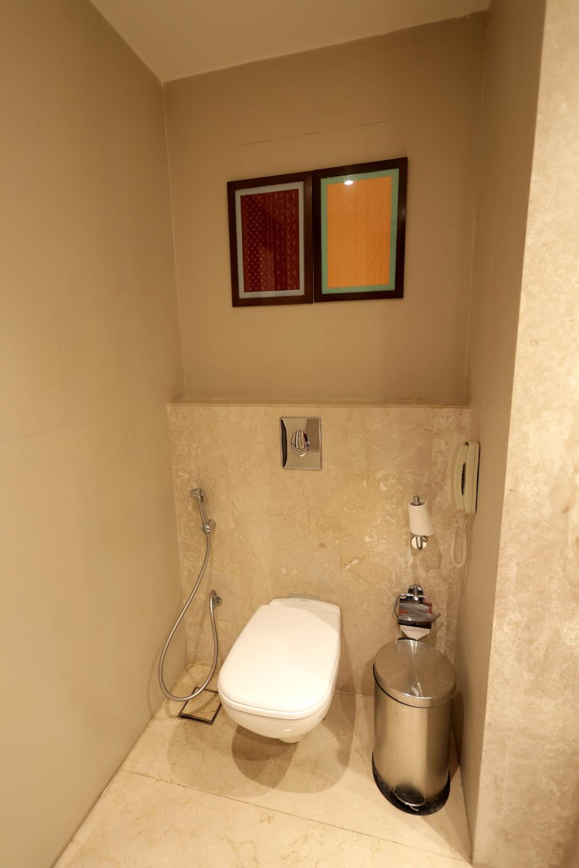 King Room - Book and Unlock Exclusive discounts - Photo 3