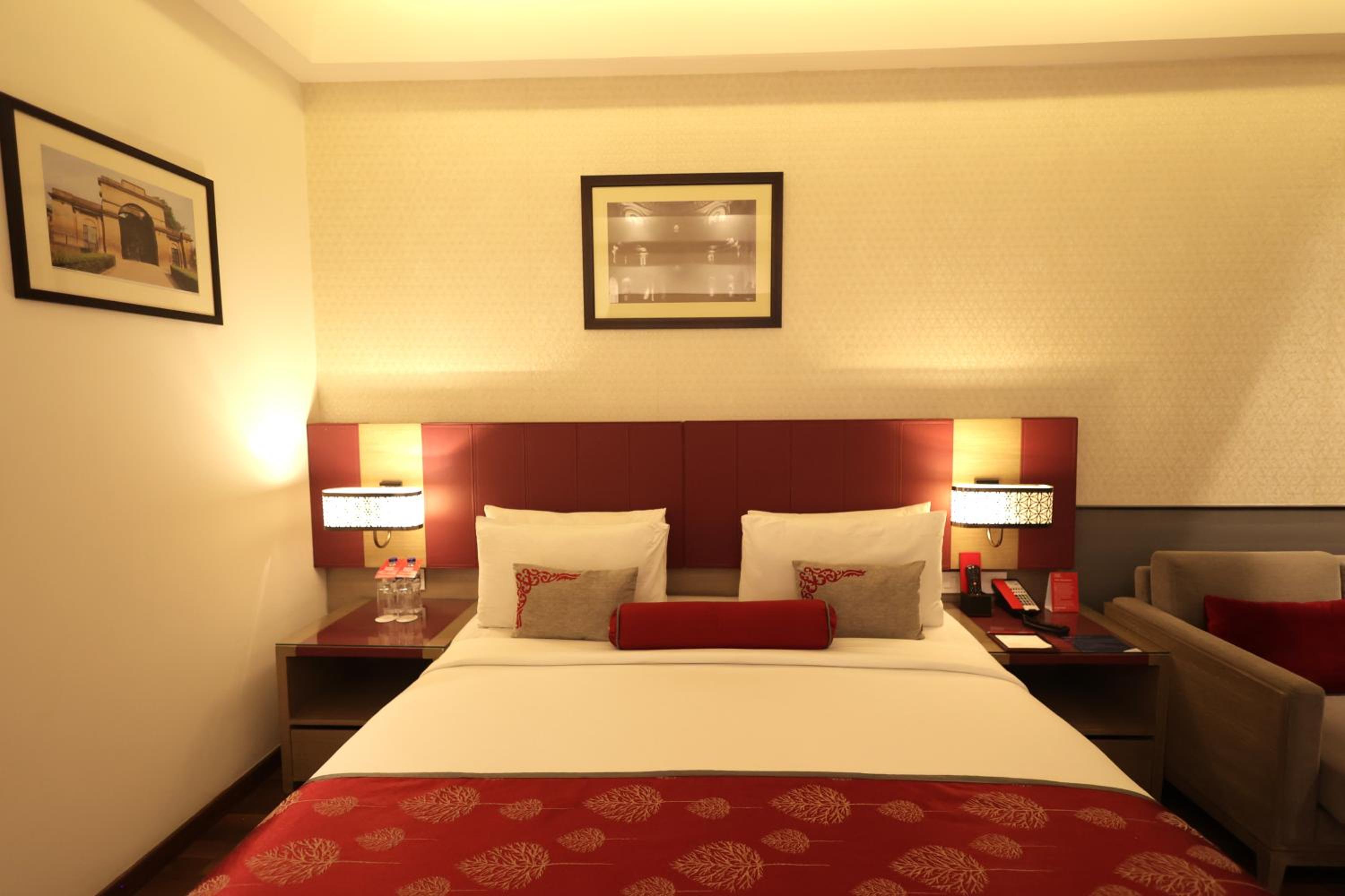 King Room - Book and Unlock Exclusive discounts - Photo 6