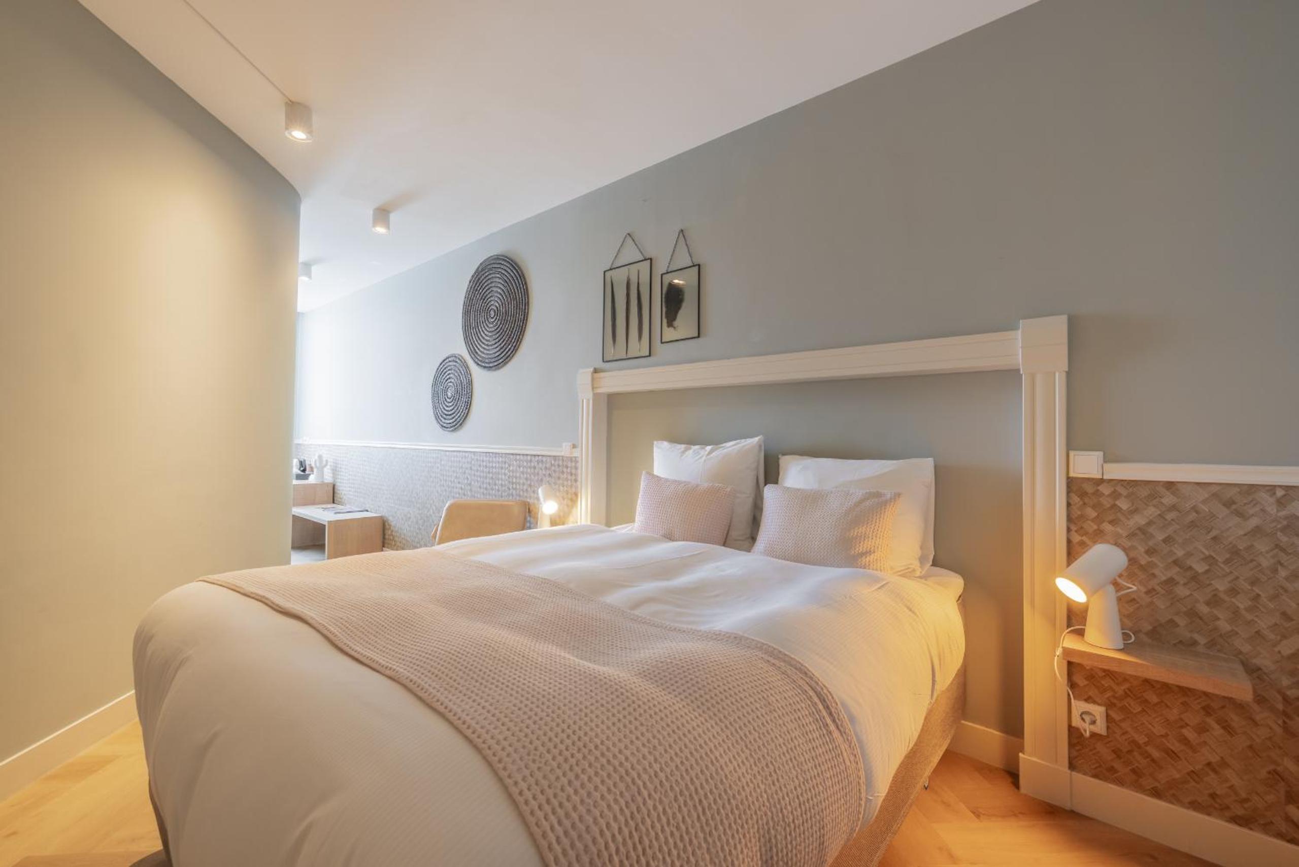 Single Room with Double Bed