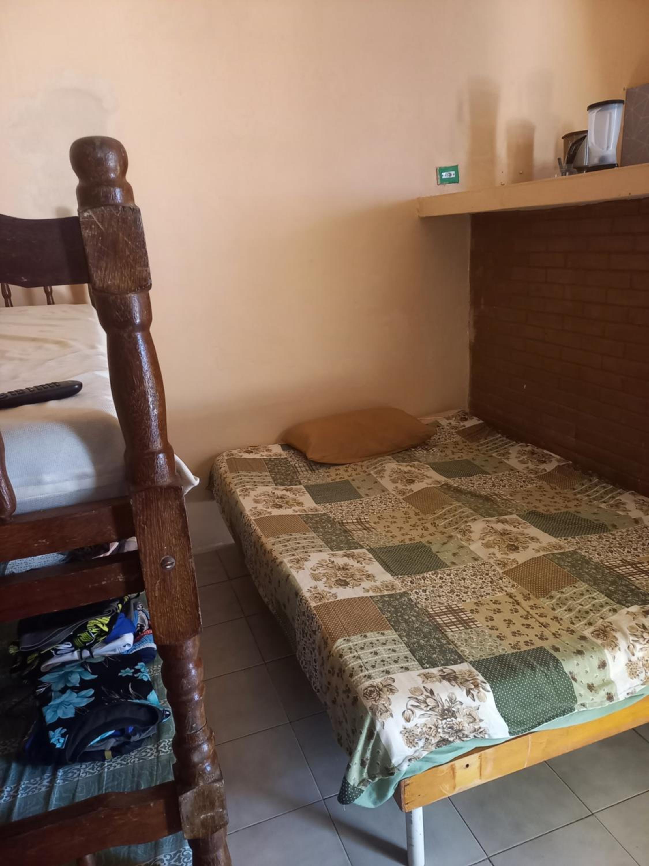 One-Bedroom House photo 1