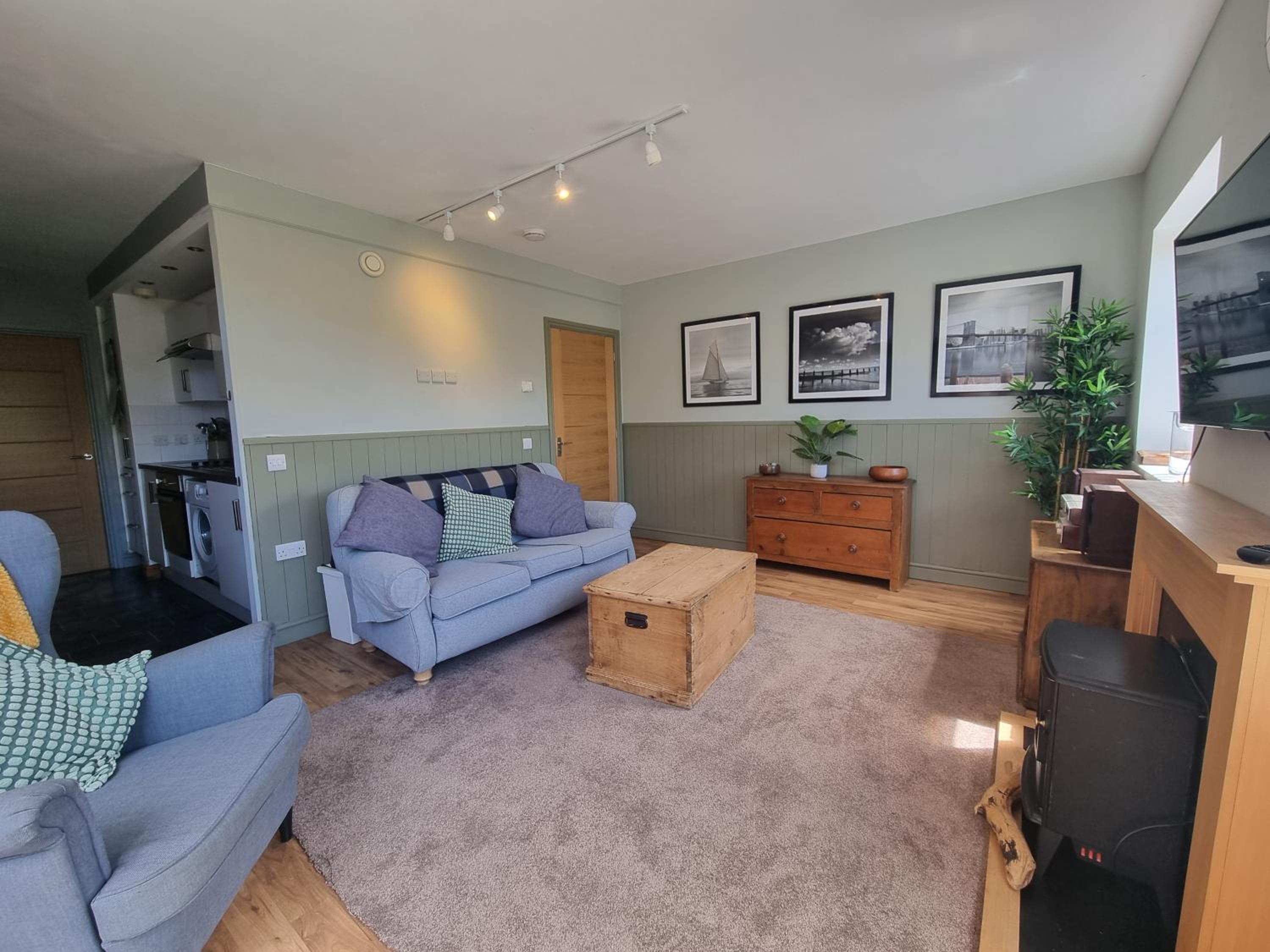 Apartment photo 3