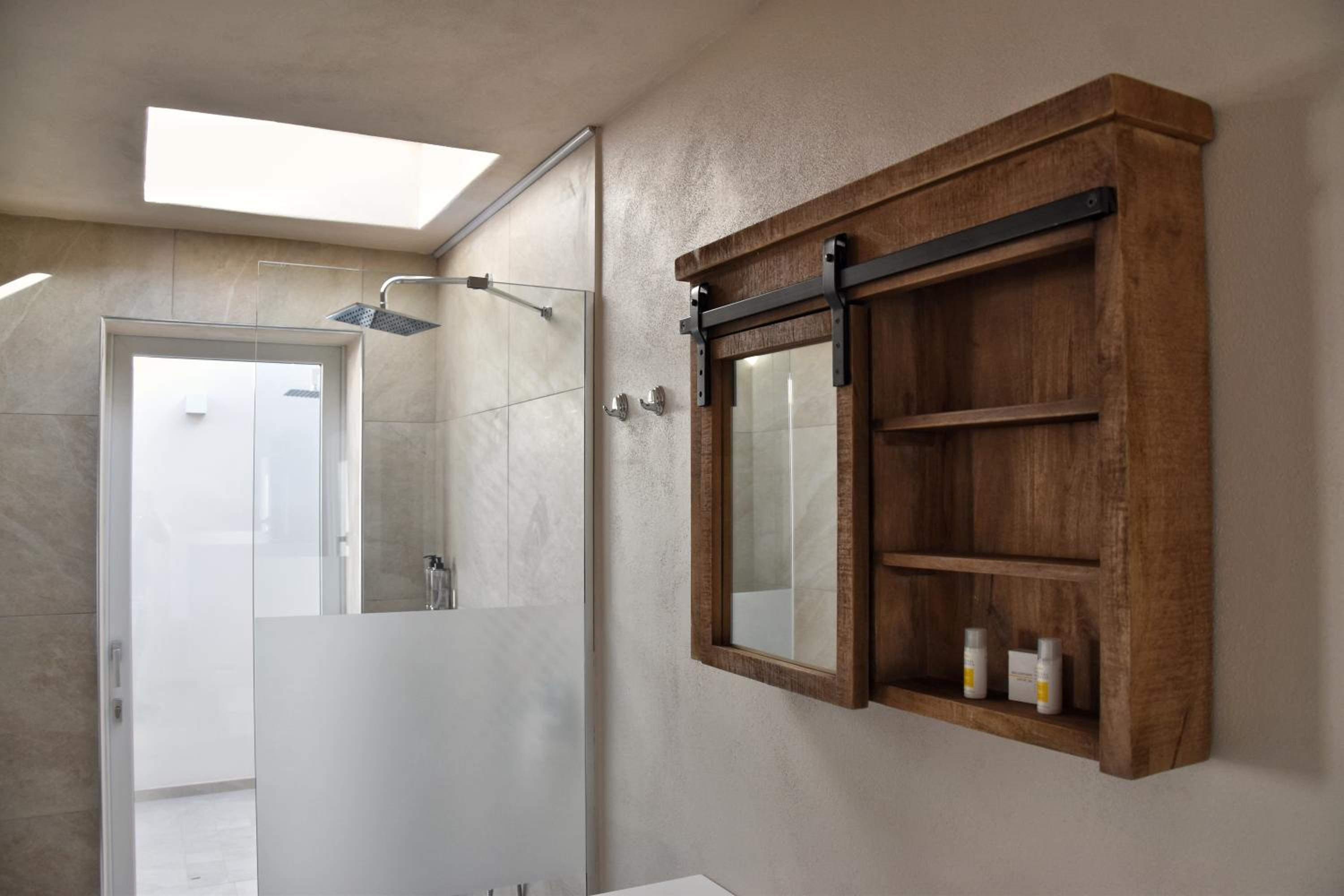 Suite with Private Pool - Photo 2