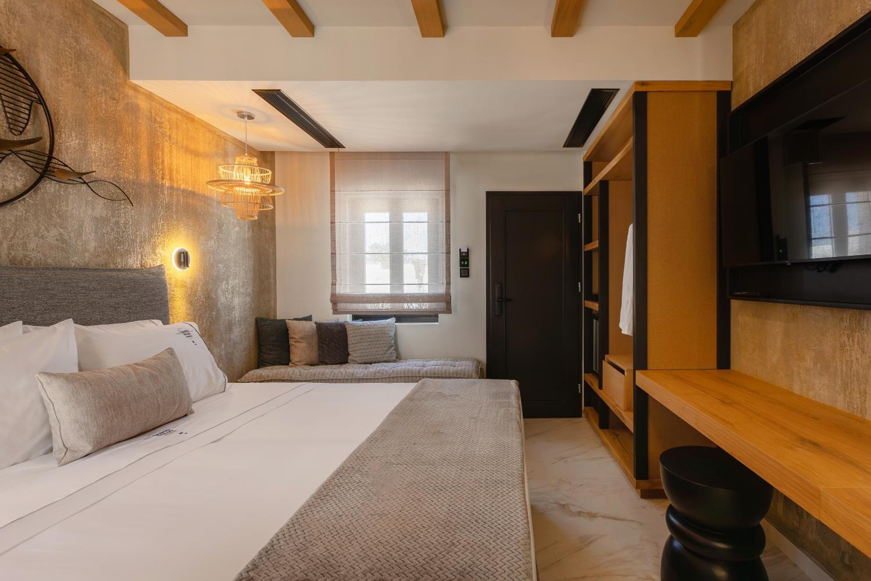 Superior Room - Photo 15