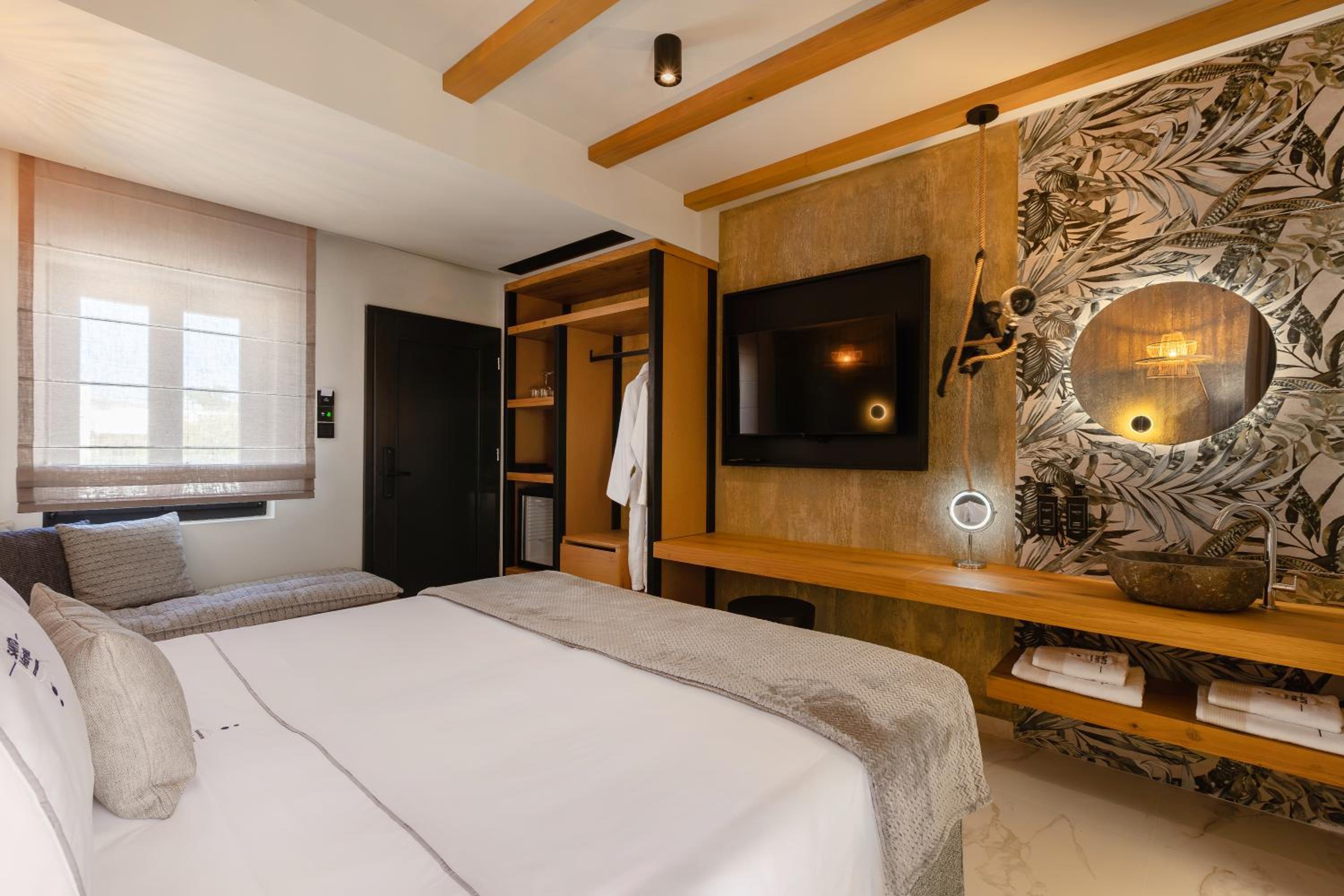 Superior Room - Photo 17