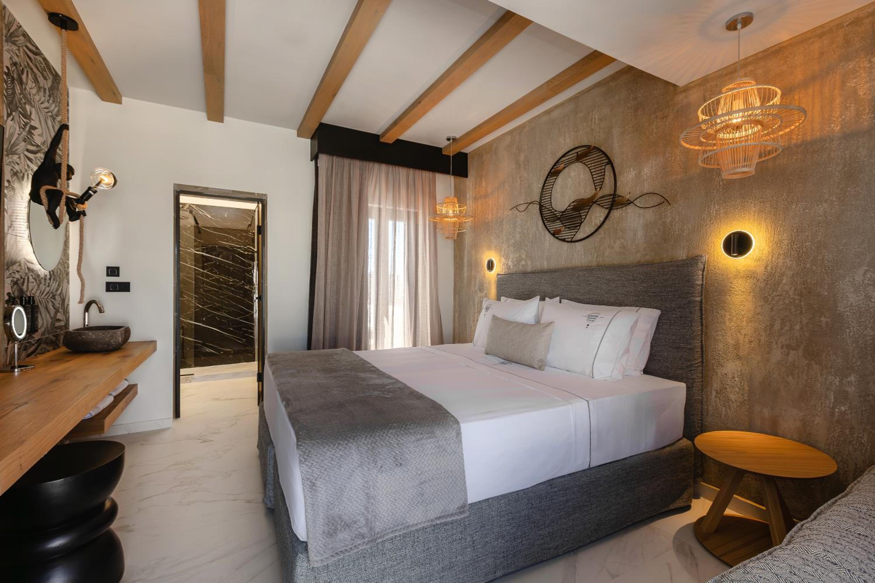 Superior Room - Photo 10