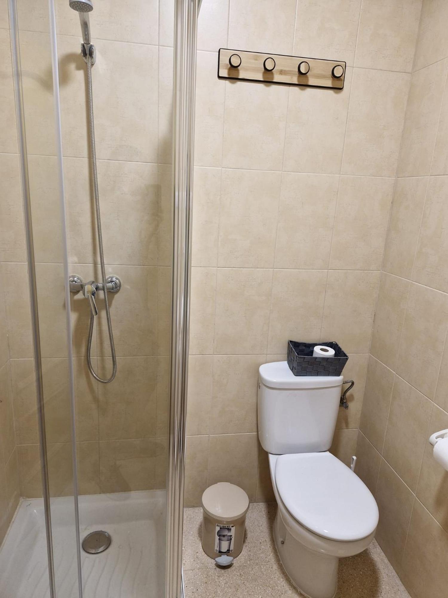 Three-Bedroom Apartment photo 2