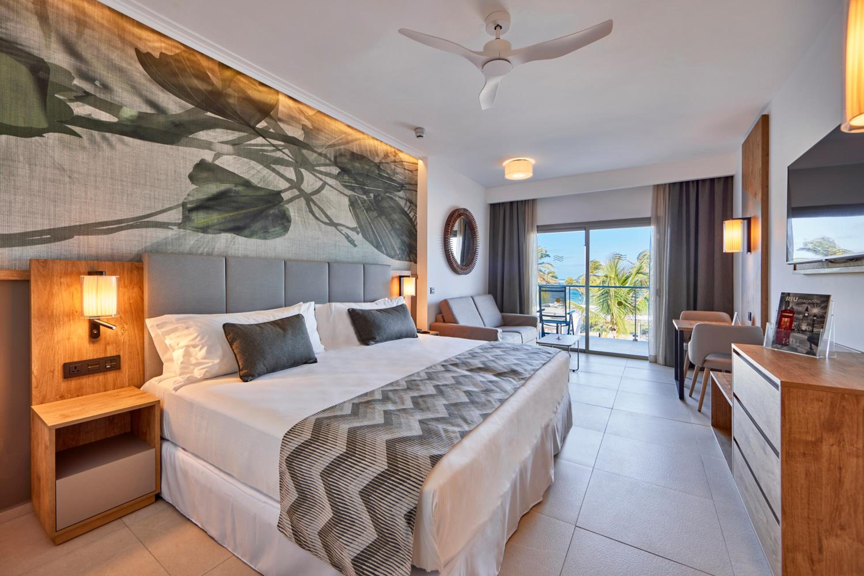 Junior Suite with Sea View