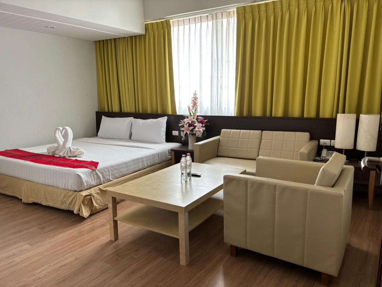 Family Room - Photo 24