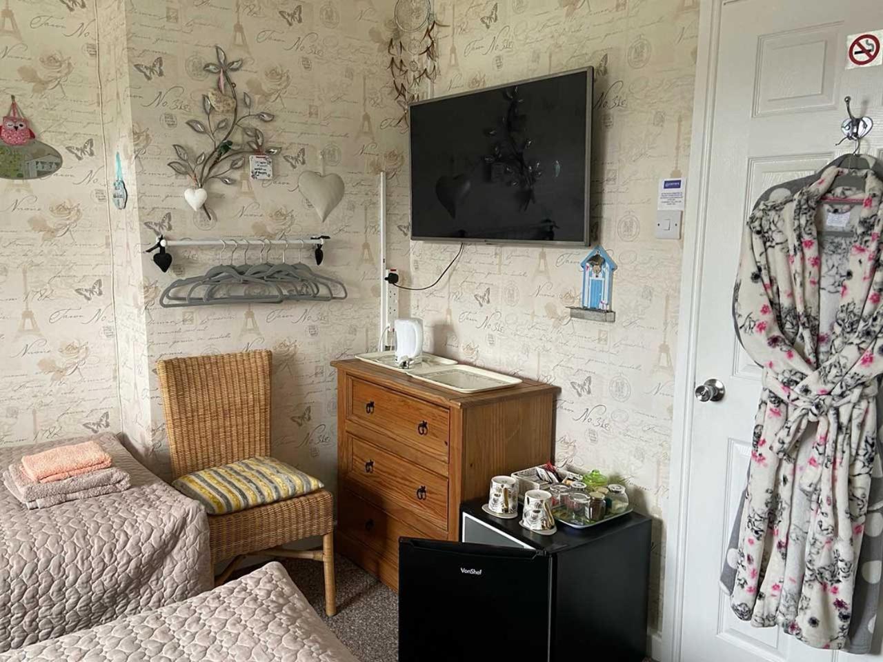 Standard Twin Room photo 1